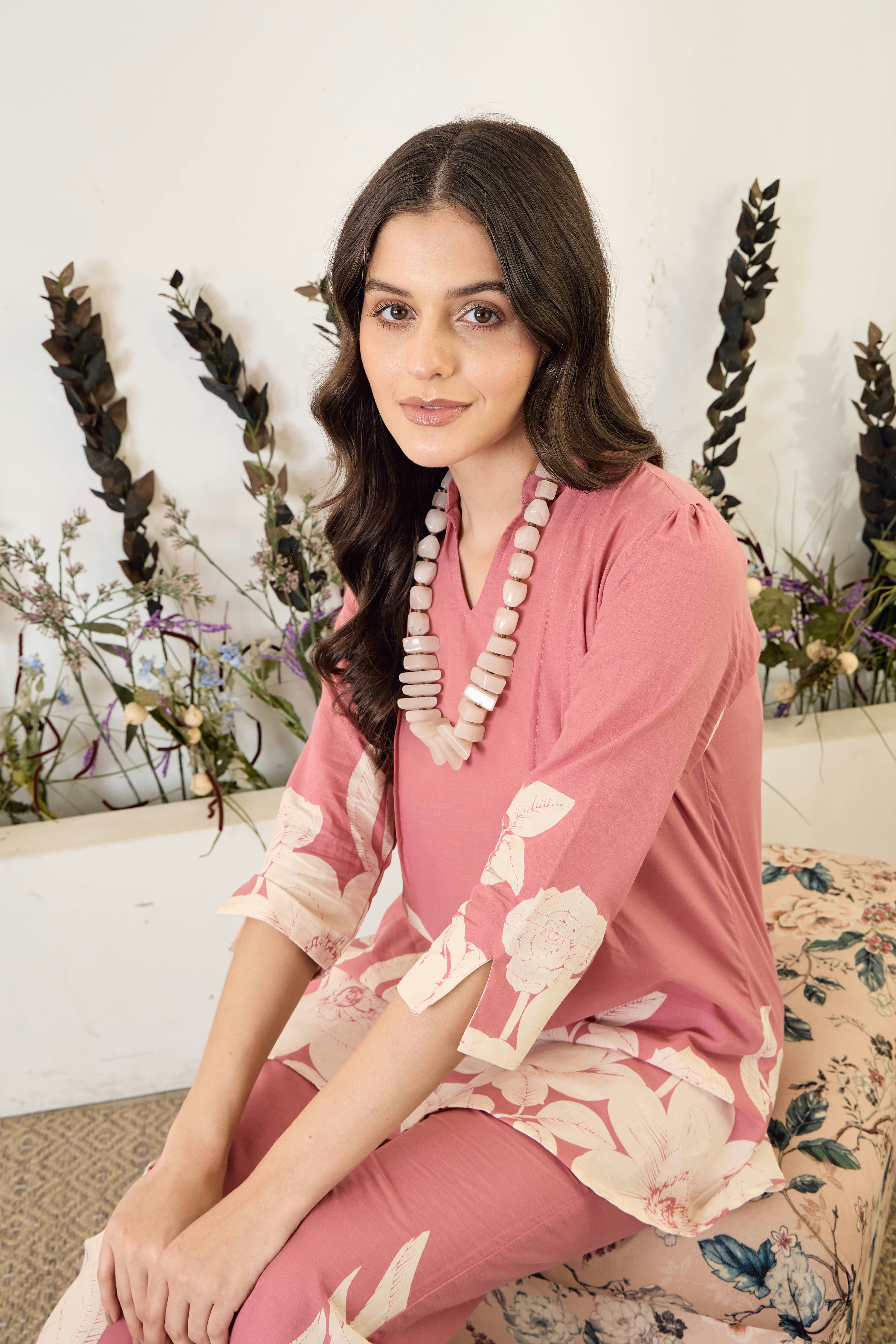 brunch pastel colors, wallpaper, Host a Post-Wedding Brunch: Ideas & Checklist 3