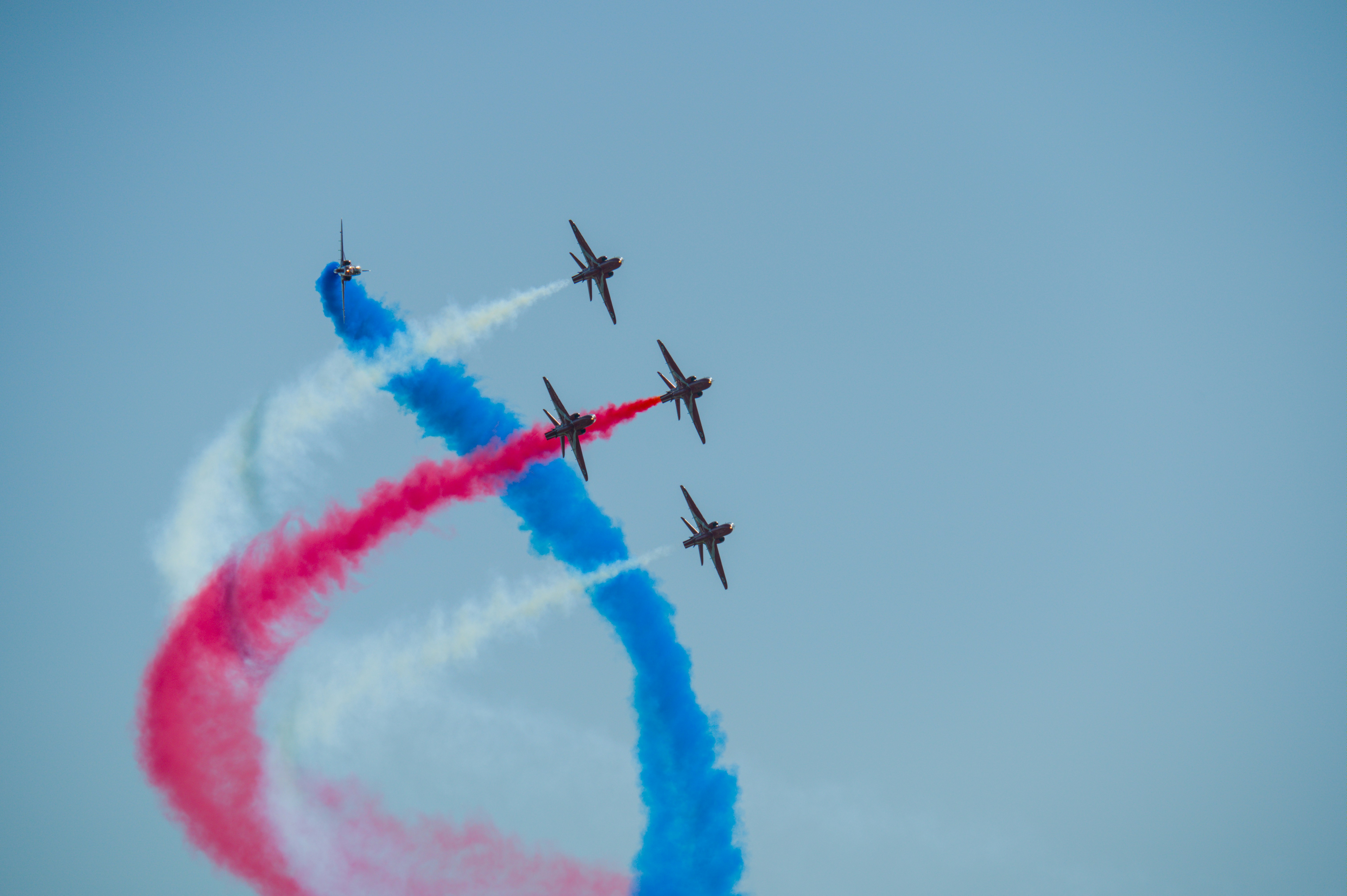 Photo by valentin_karisch