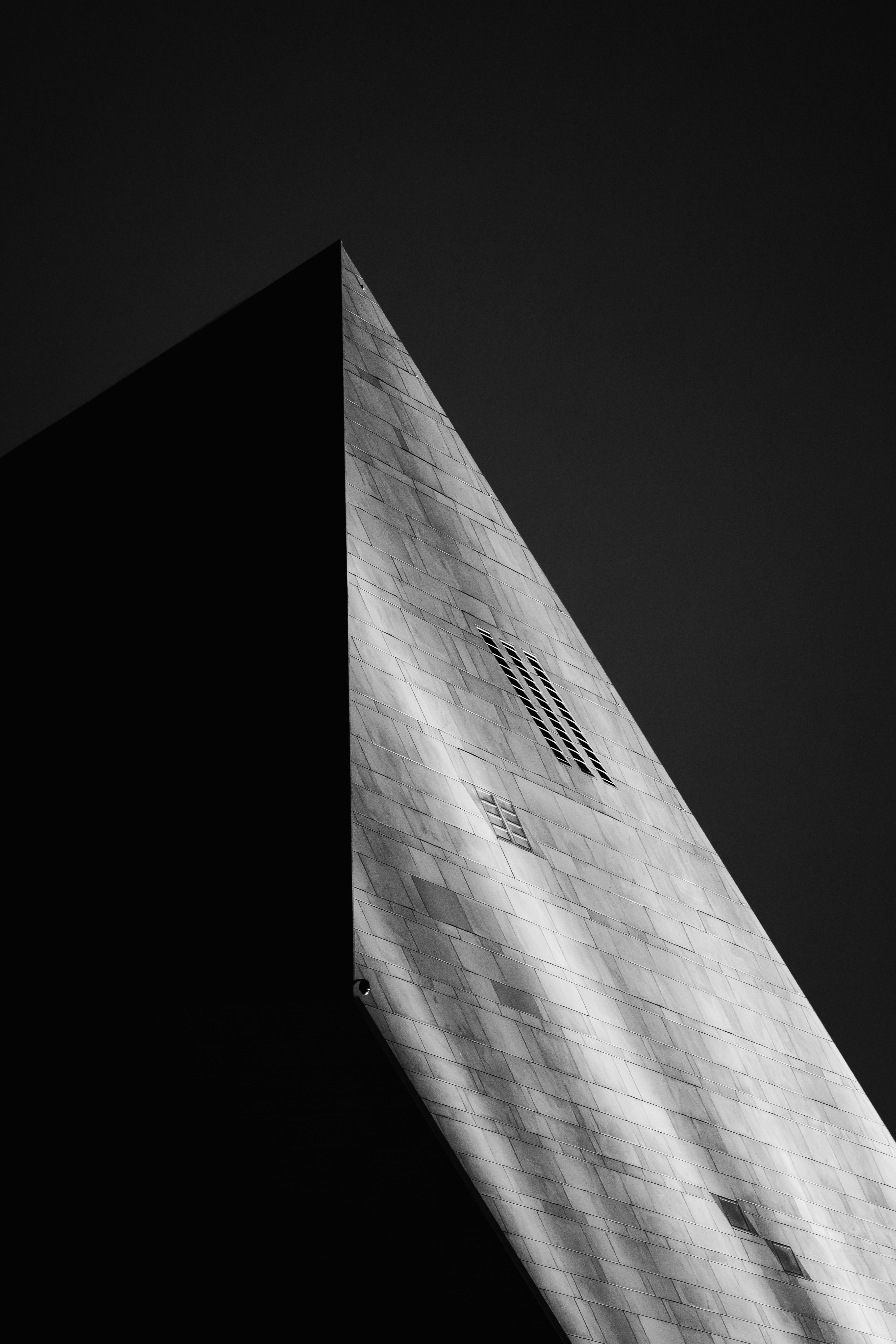 Photo by maksim_taawy