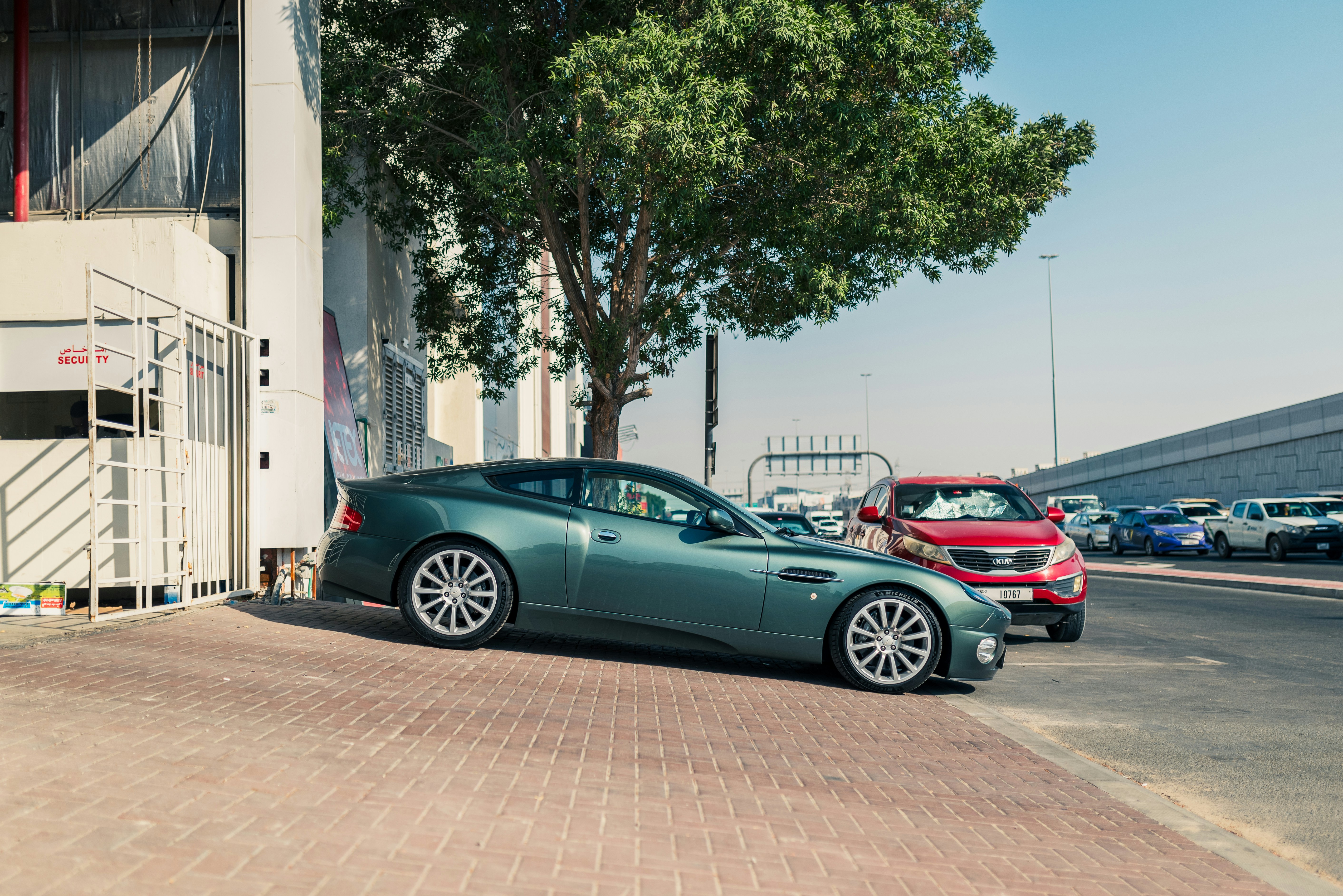 Aston Martin Vanquish