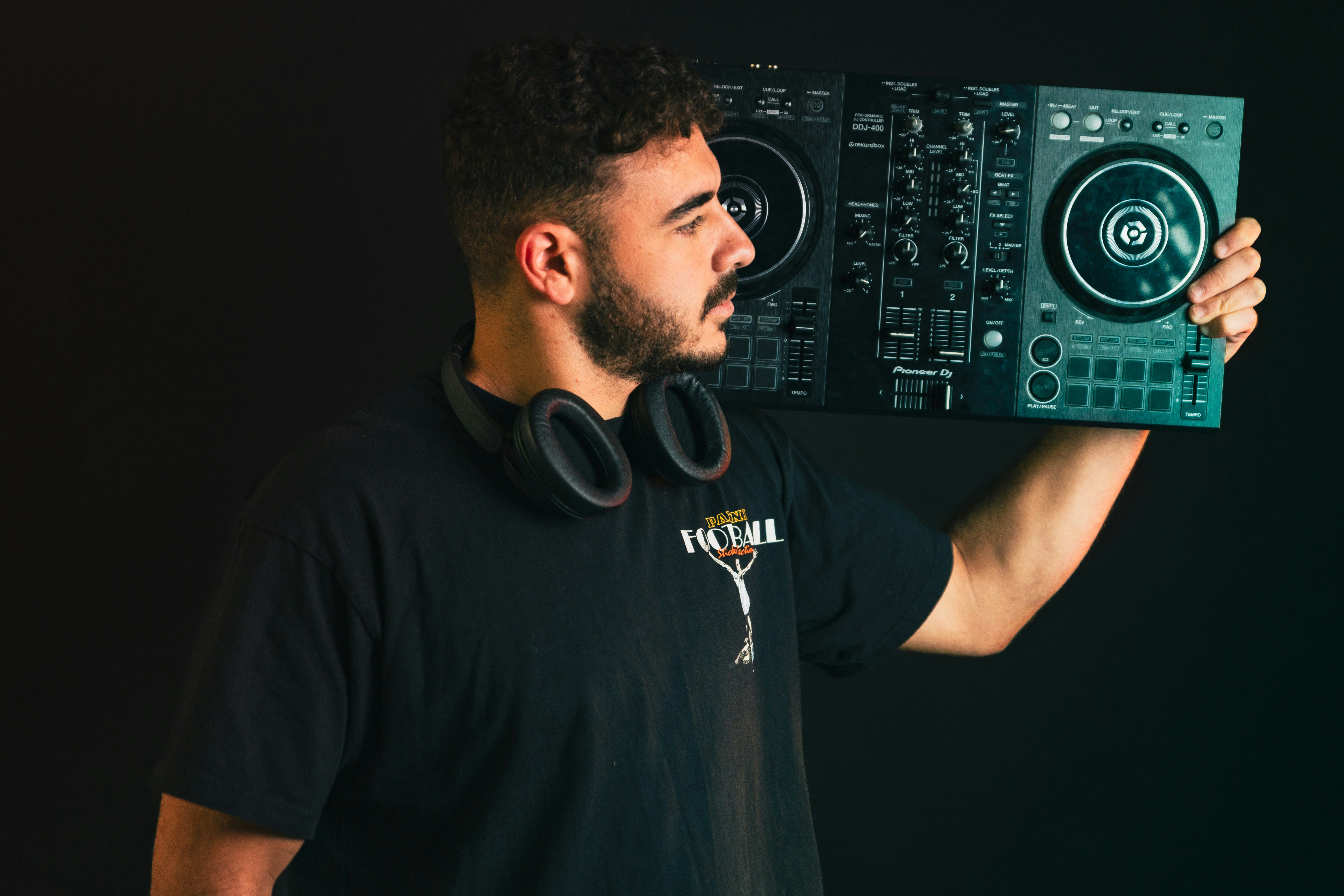 Image de comment préparer le DJ set parfait pour un mariage en 2026