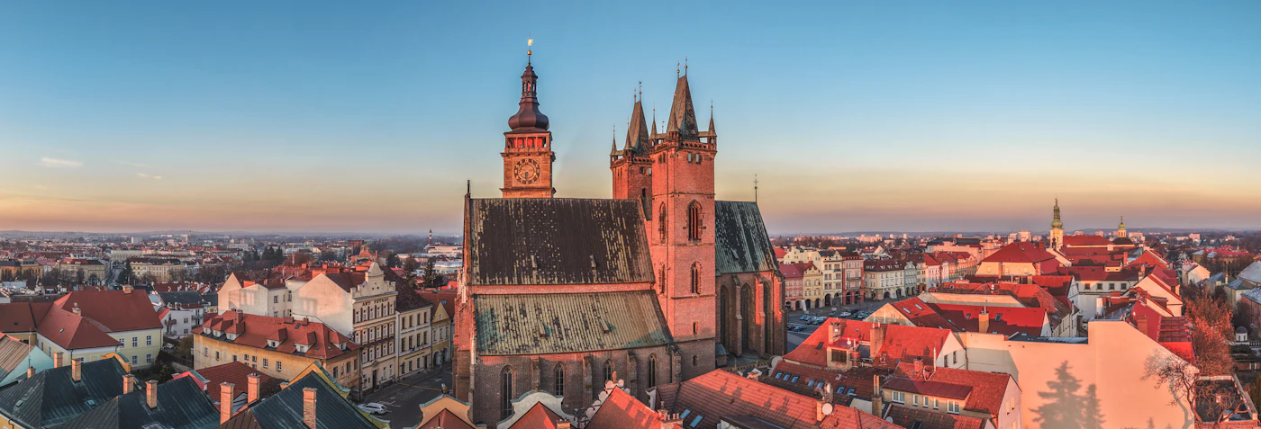 Die Christ Church Cathedral mit dem Walknochenbogen in Stanley