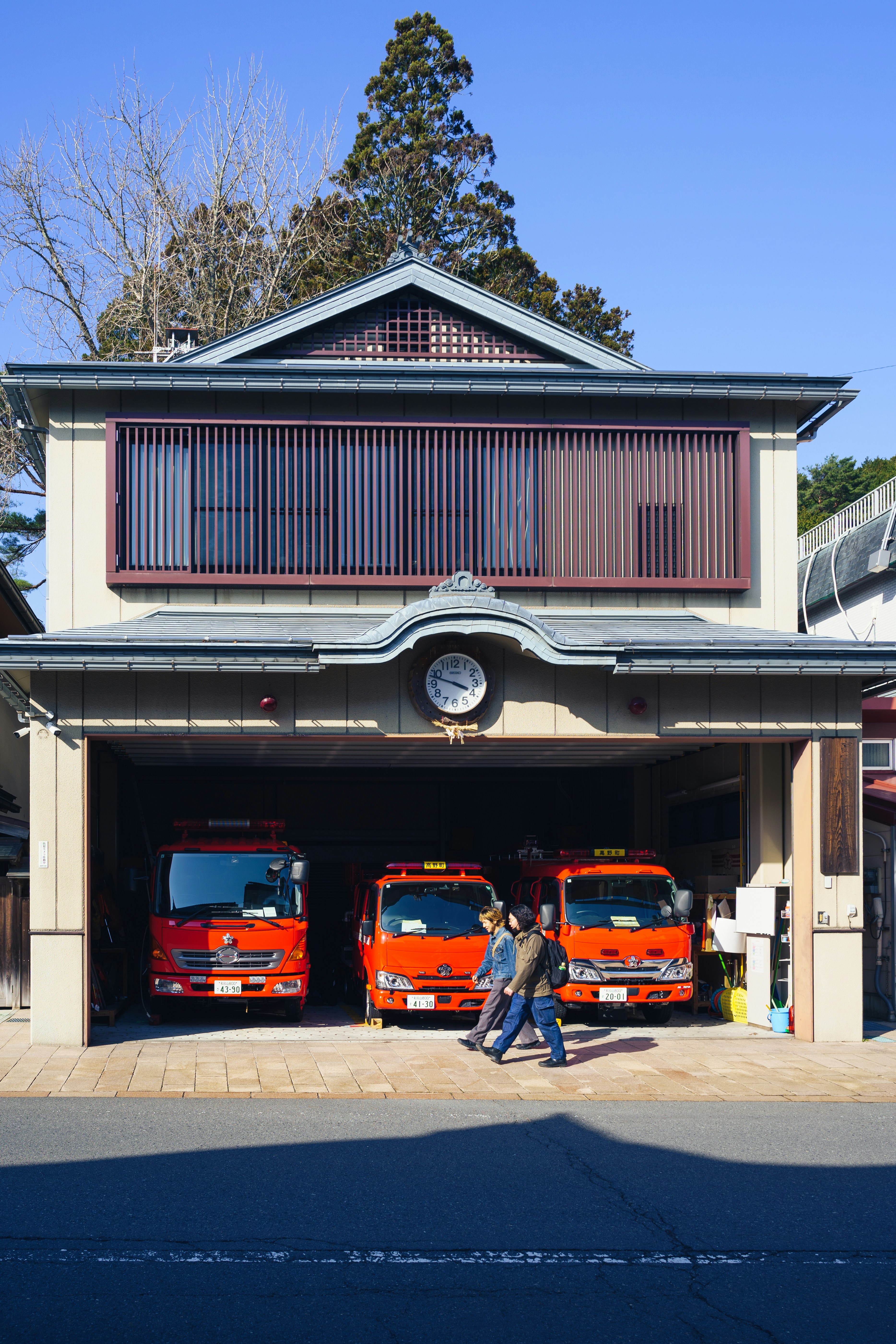 Mid-Range (¥12,000–¥25,000 per night)