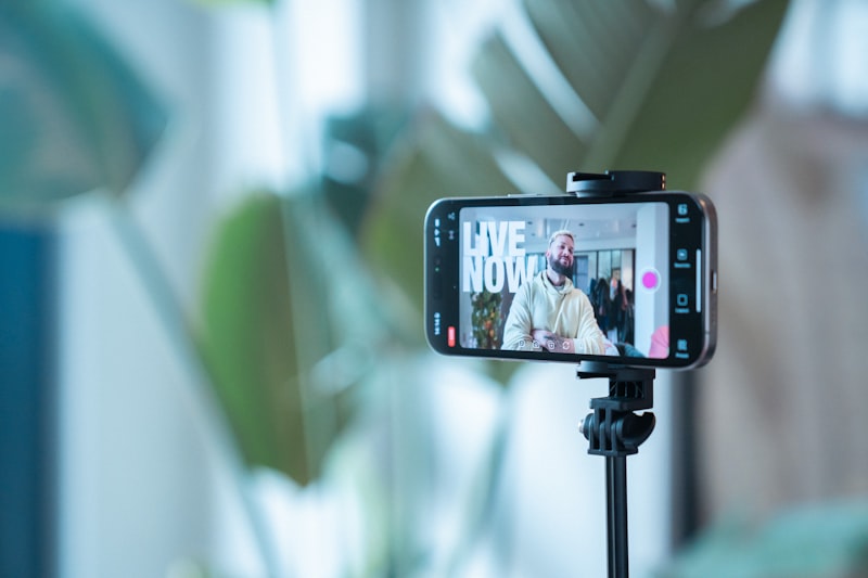 Smartphone recording video content