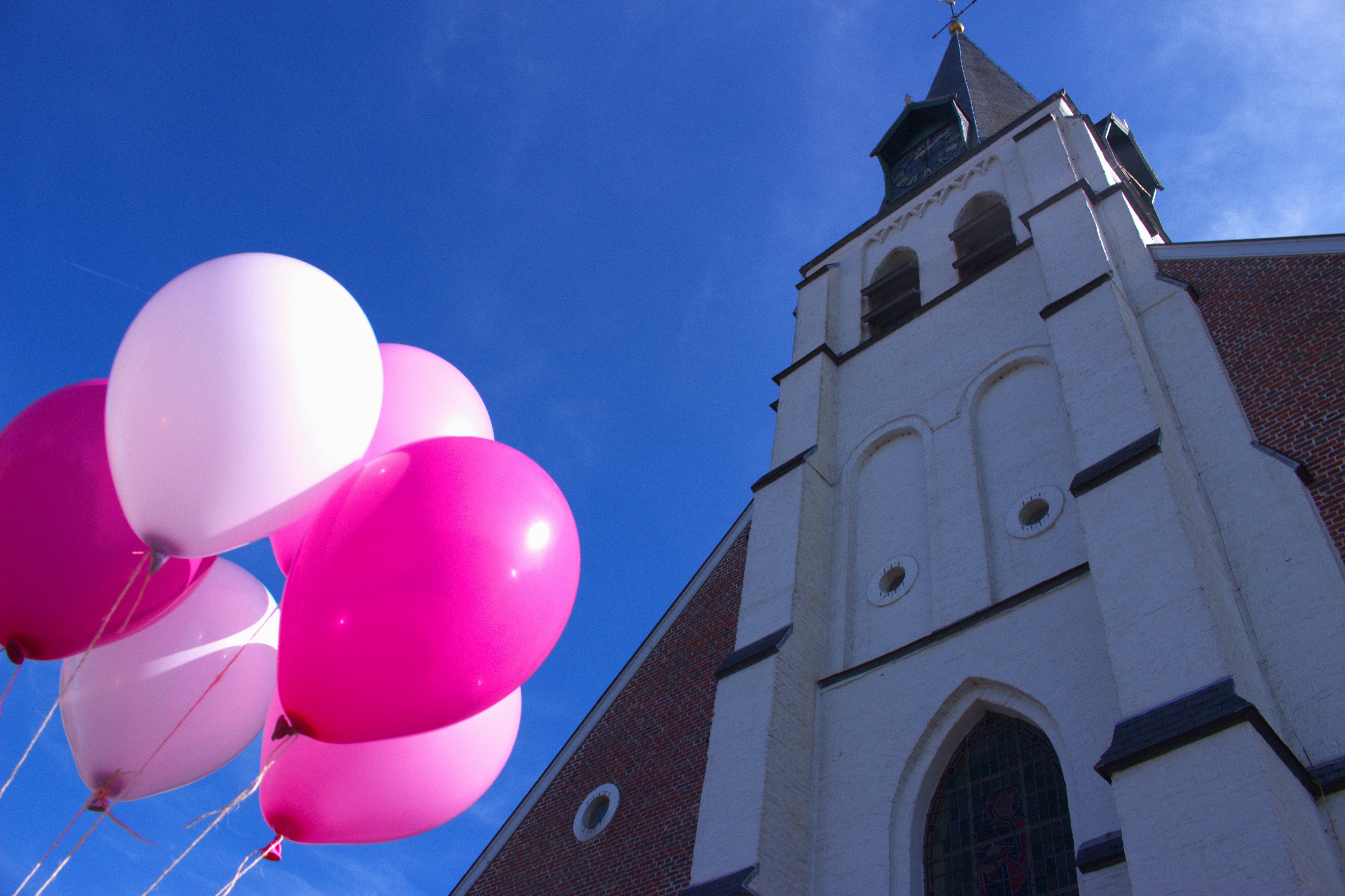 church celebration balloons