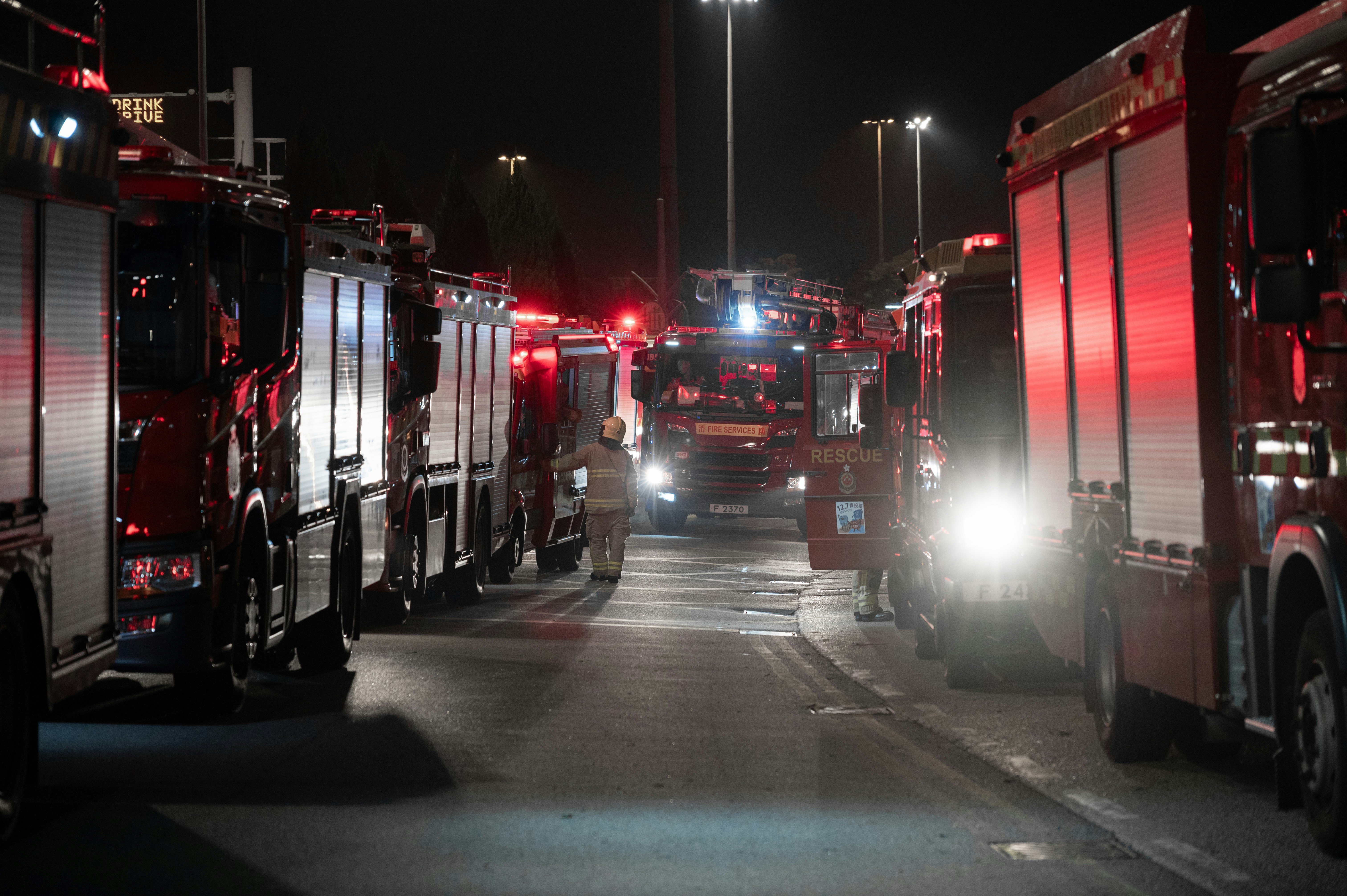 Keep Frozen Groceries Safe in Outages: Compare Portable Power Stations for Food Storage