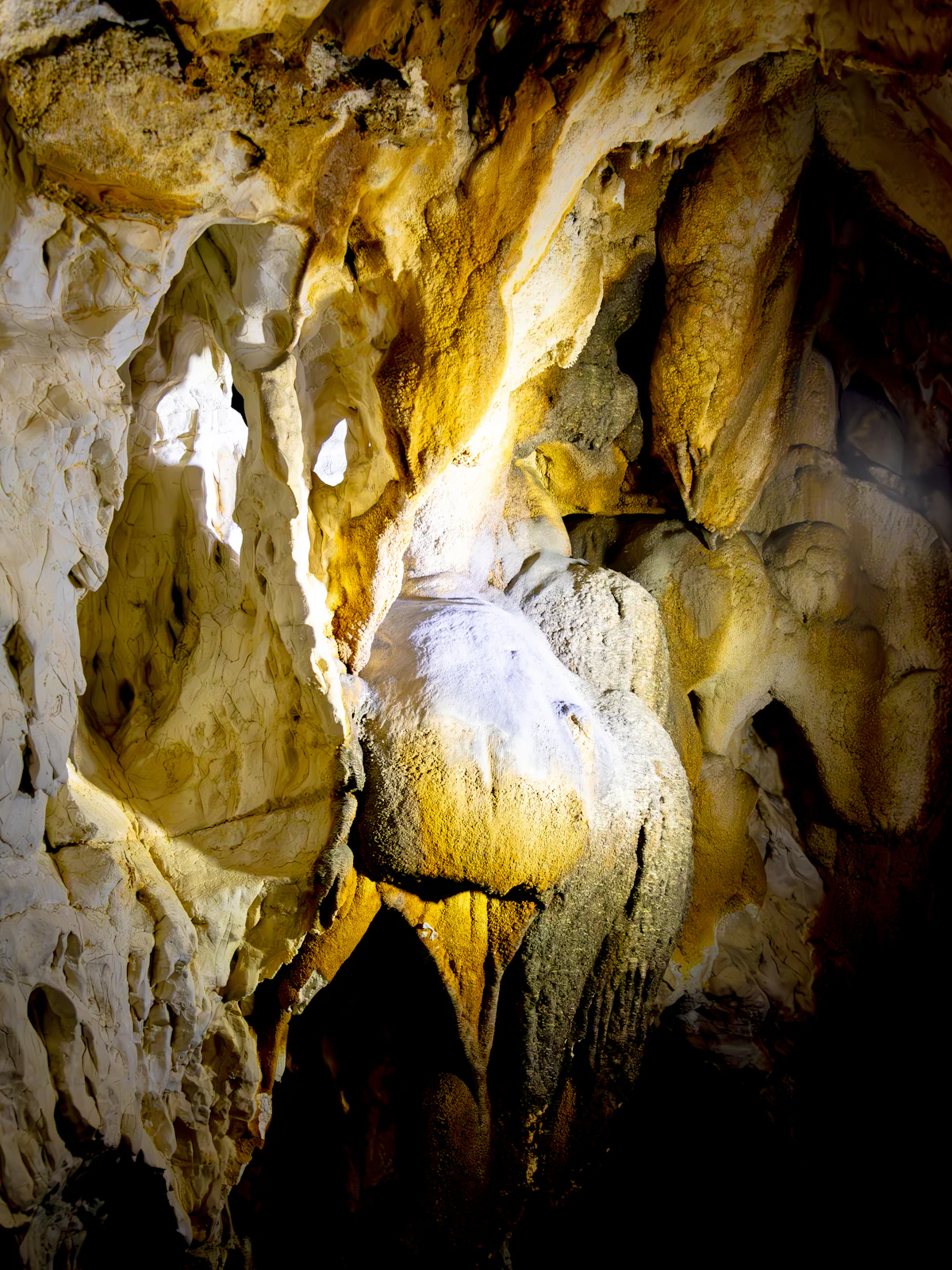 Tharon Caves