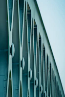 Geometric pattern of a steel bridge structure