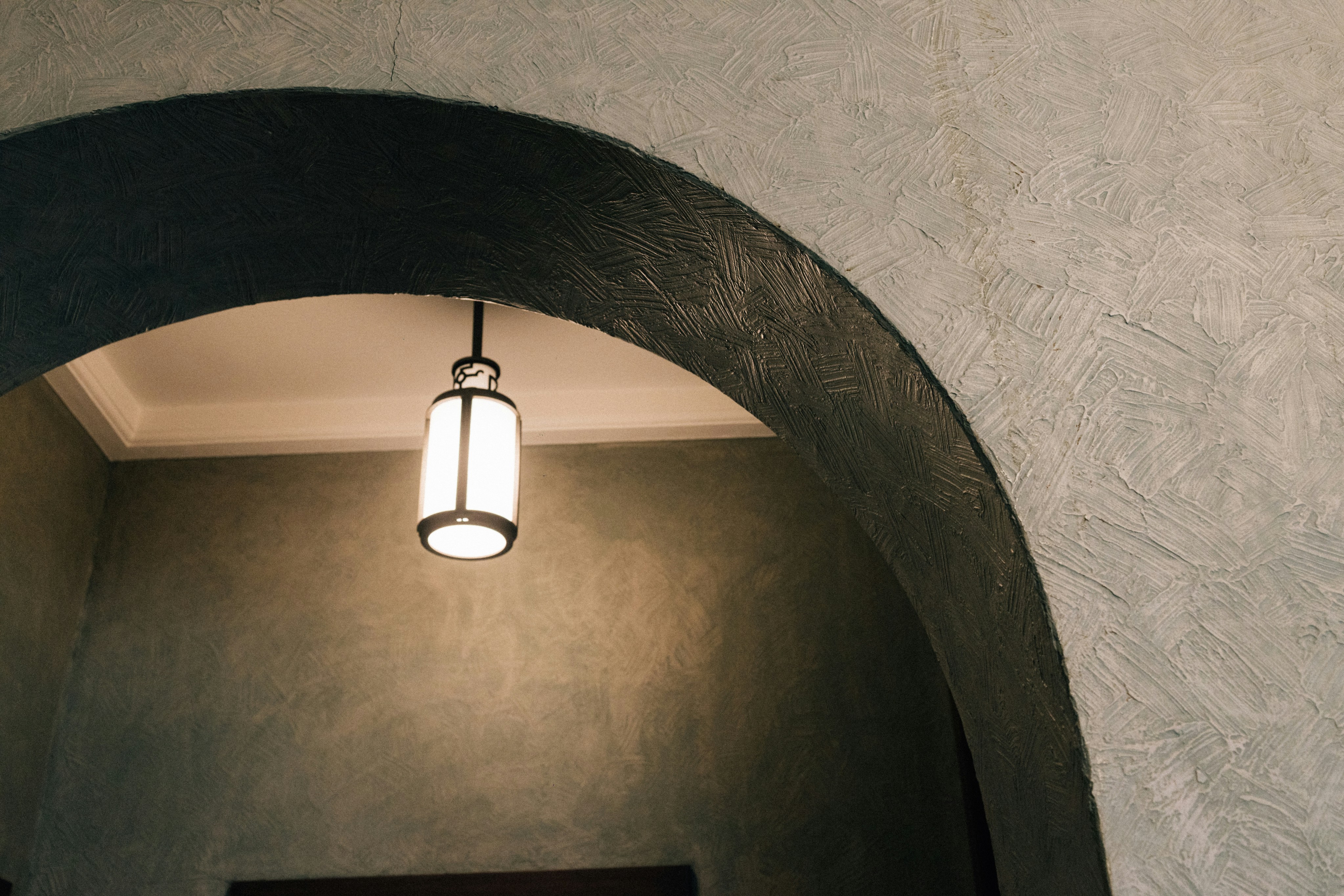 farmhouse chandelier entryway, wallpaper, Luxury Farmhouse Chandelier: Illuminate Your Entryway 5