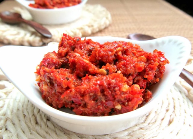 Mediterranean Red Pepper Sauce