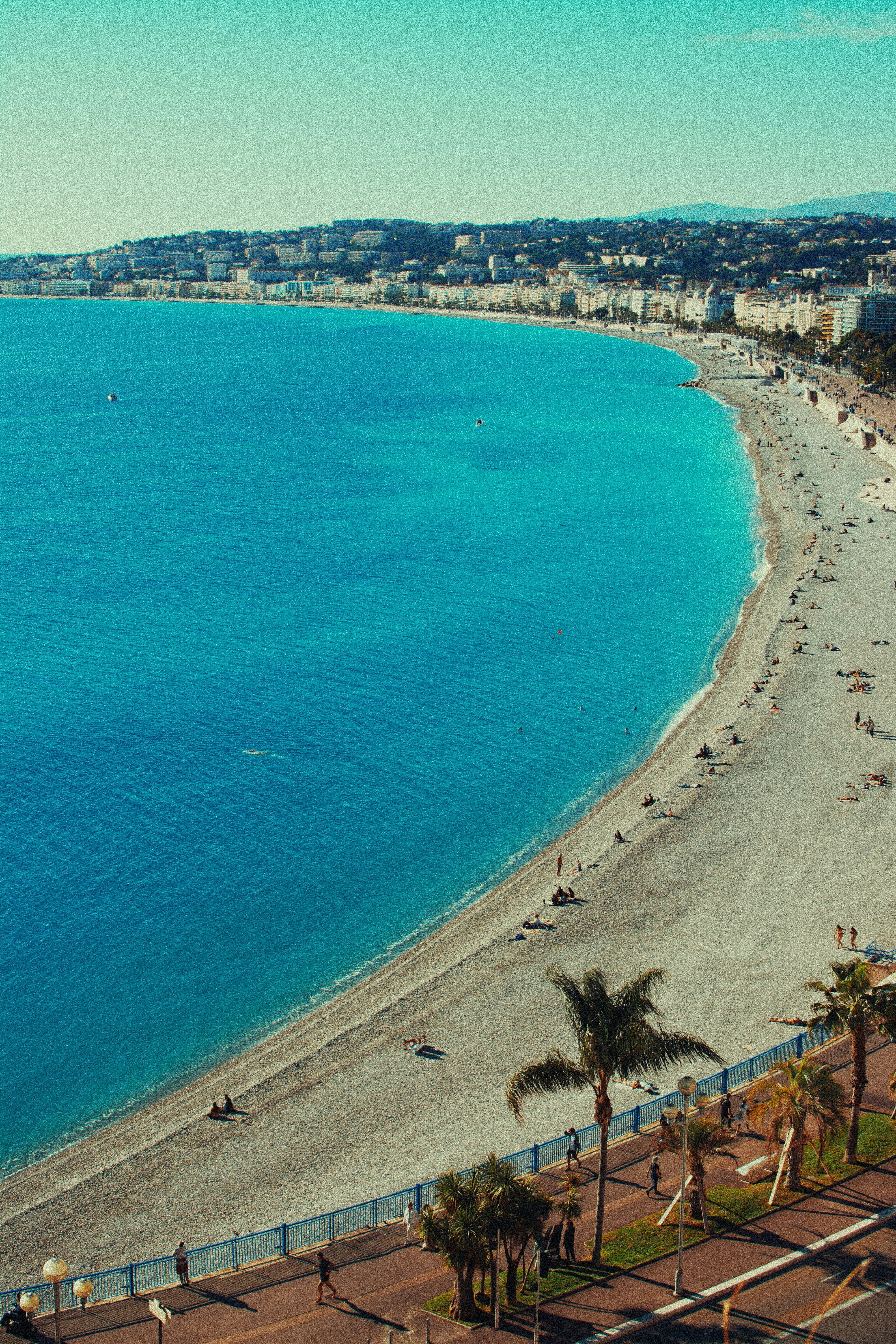 Photo by adamboukhris