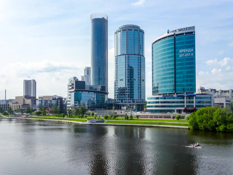 Авиабилеты Сочи → Екатеринбург
