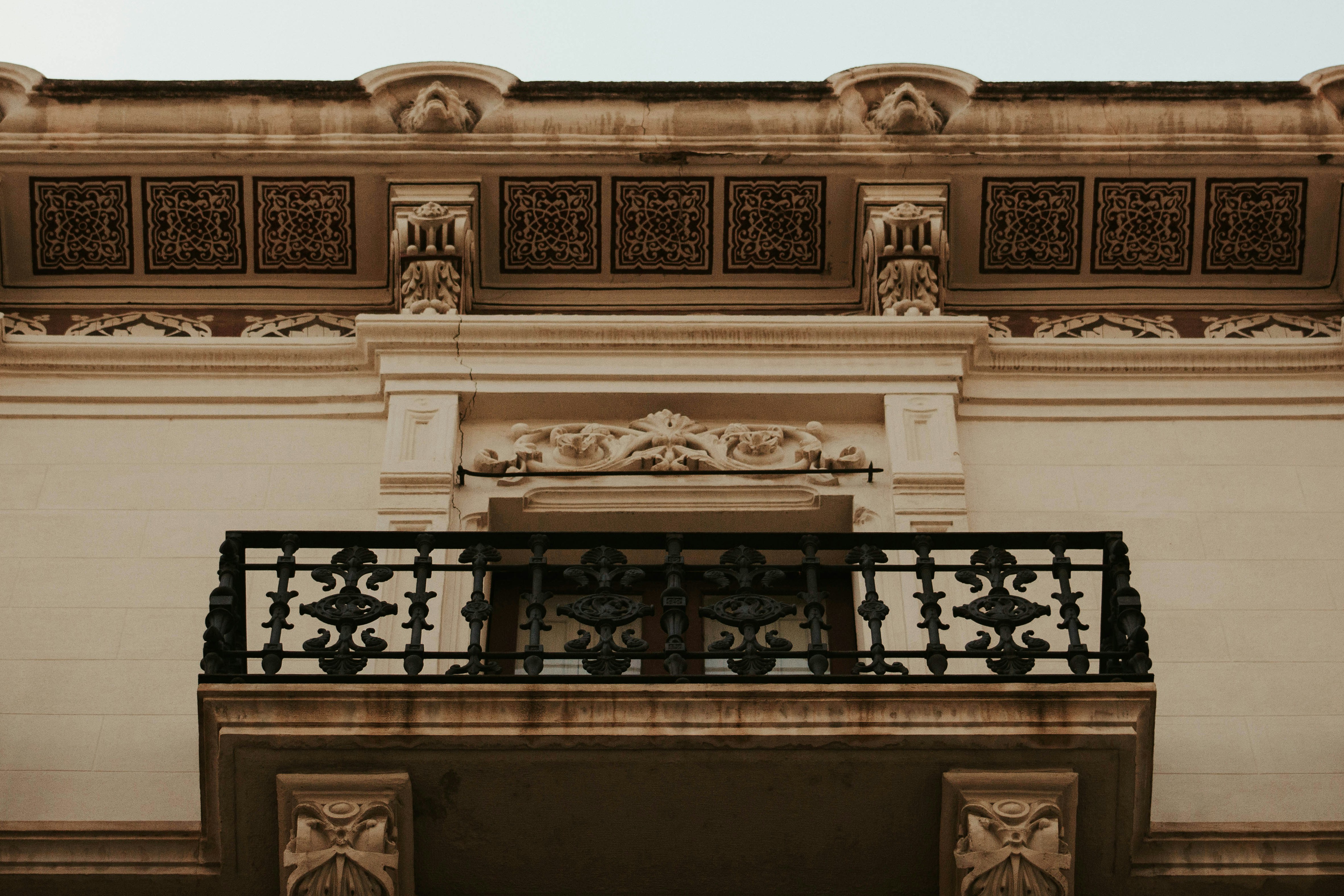 Historic Aragon Ballroom facade - apartments for rent in uptown chicago il