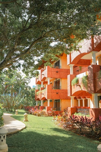 Silks Hotel Roseau resort