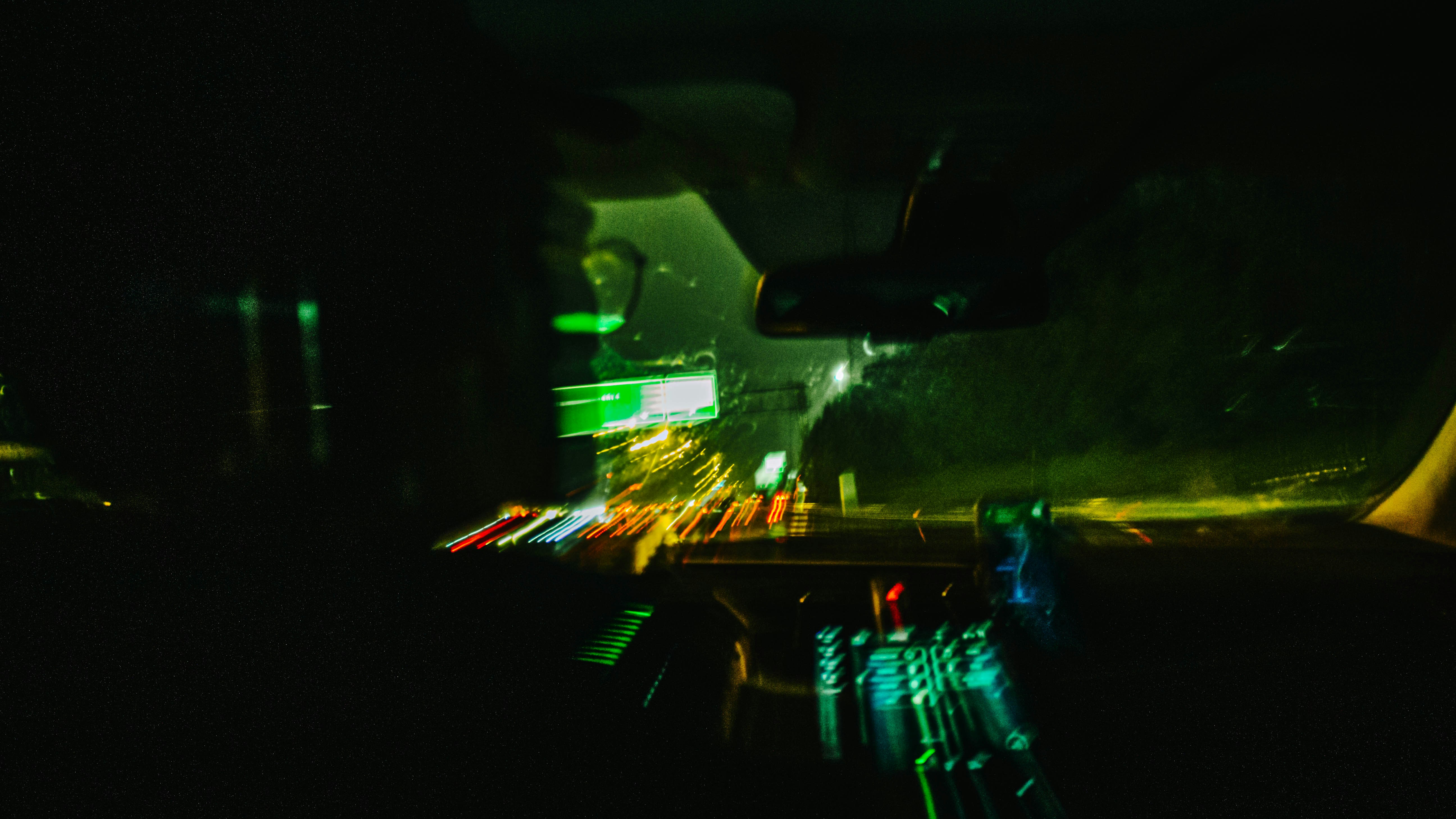 Water, Glass, and Glow: The Wet Windshield Is America's Most Underrated Creative Filter