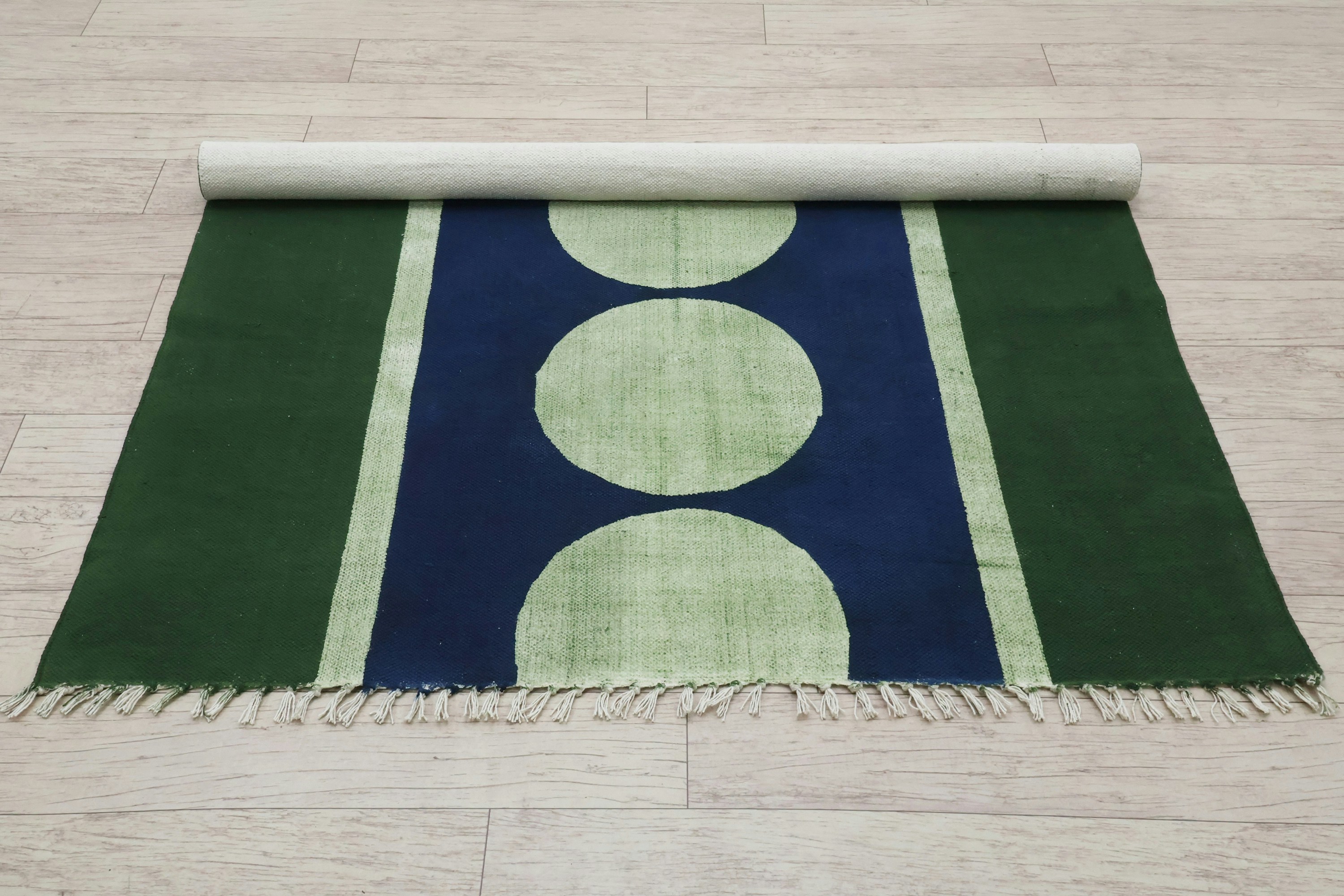 bedroom rug aesthetic, wallpaper, Stylish Traditional Rugs for Bedroom 4