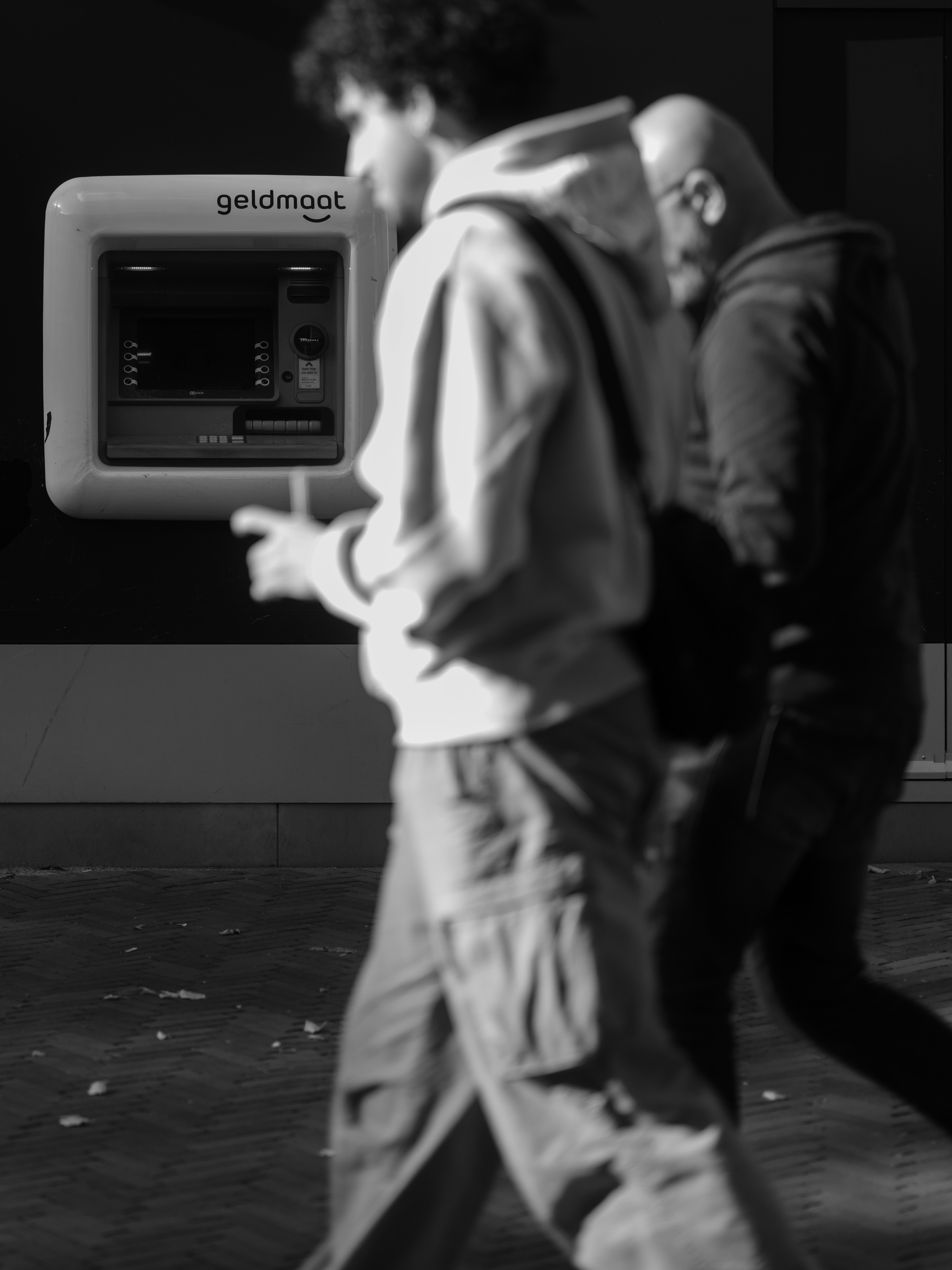 ATMs in Estonia: Fees, Networks, and Step-by-Step Withdrawals