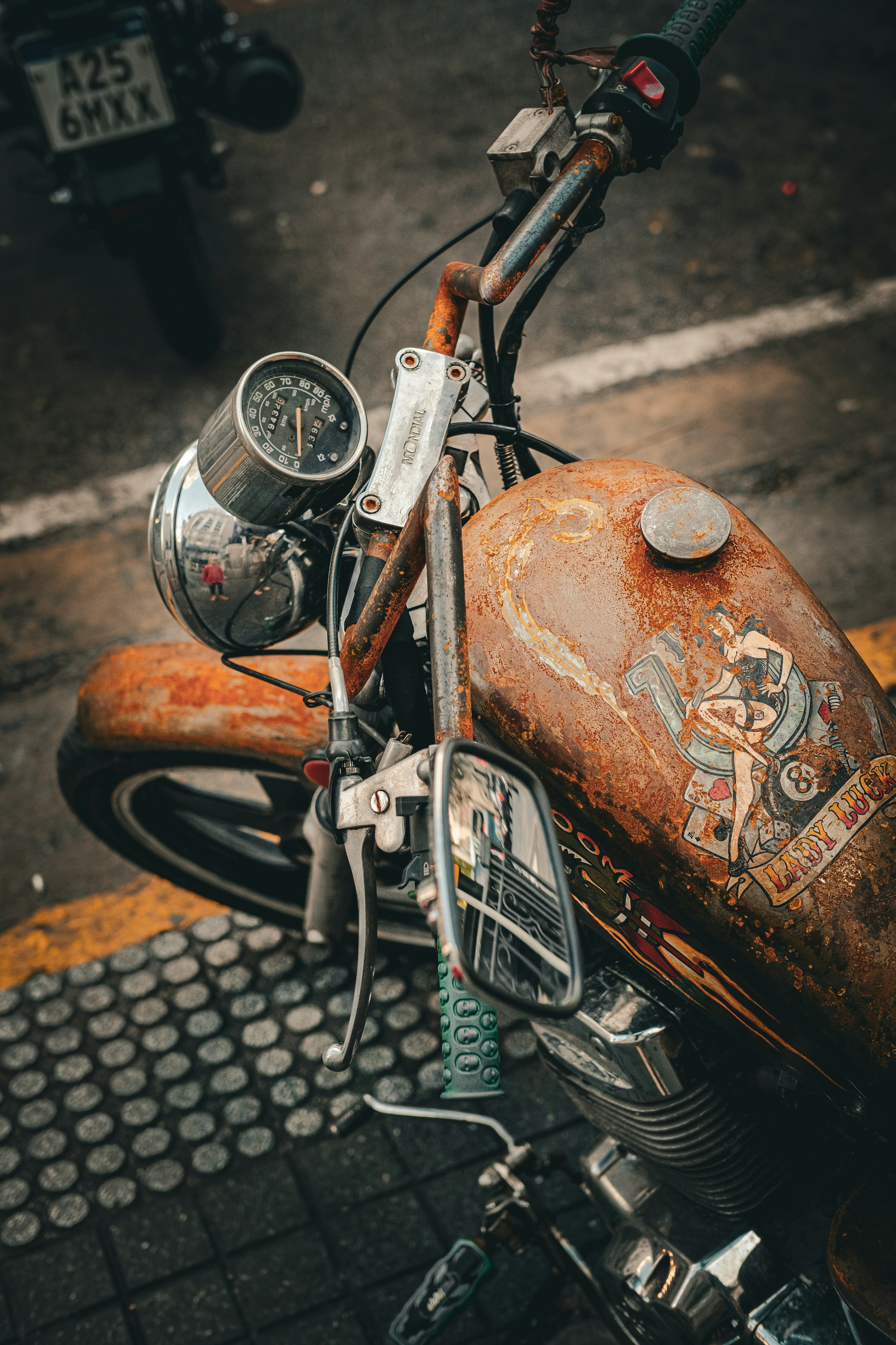 motorcycle repair wallpaper, wallpaper, Bisnis Bengkel Motor: Peluang, Modal, dan Tips Sukses 5