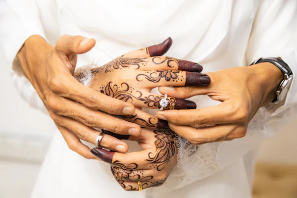 حنّاء وزينة