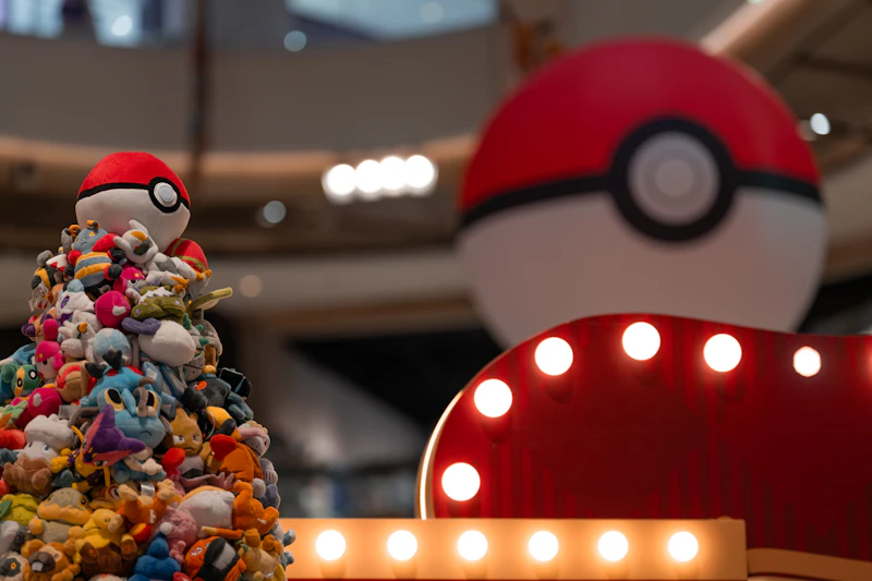 Massive Mewtwo Raid Captures Times Square in Pokémon Go 10th Anniversary Spectacle