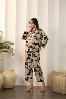 LOOKOFME casual wear outfit featuring comfortable everyday fashion for men and women in Pakistan