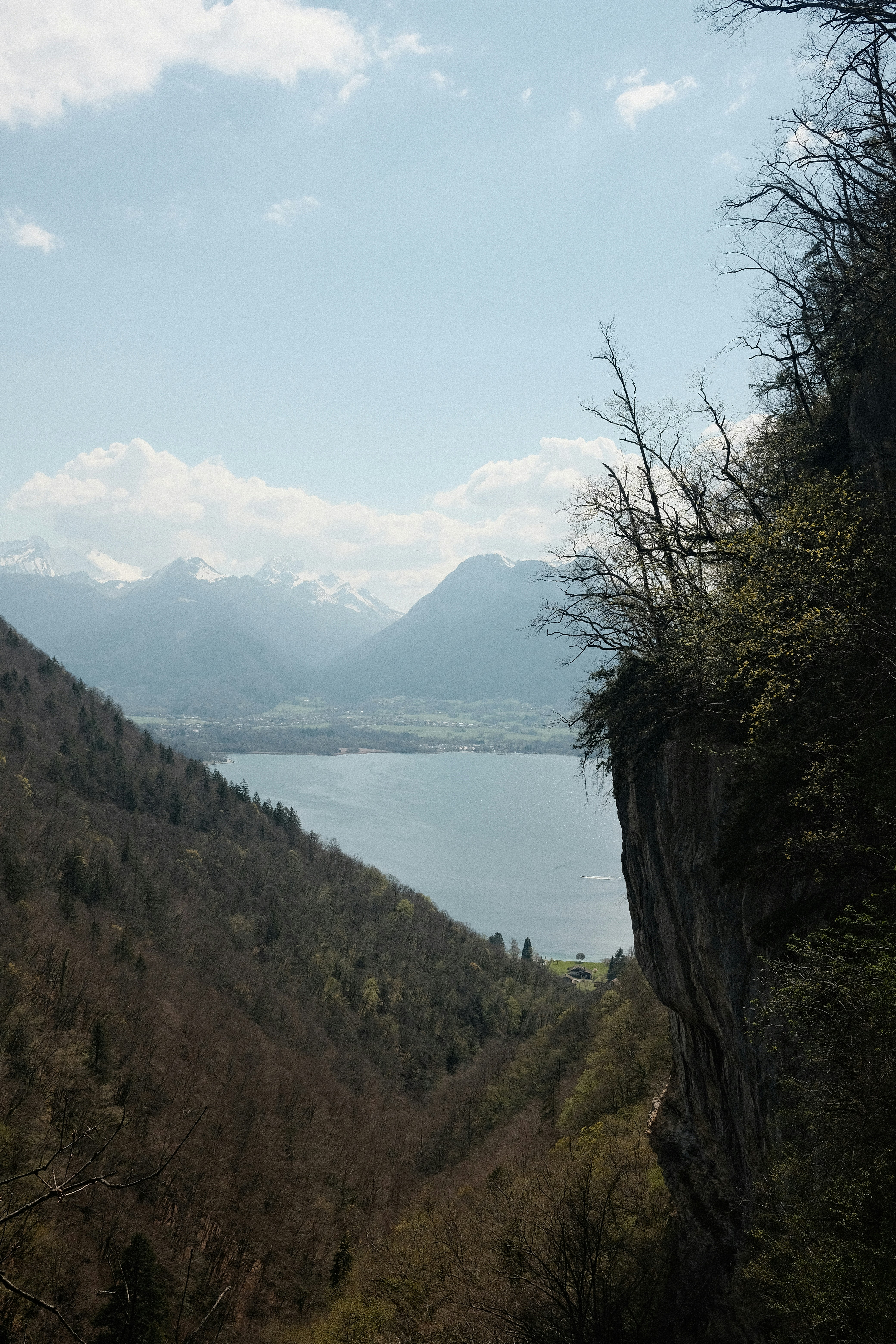 Photo by valentinlacoste