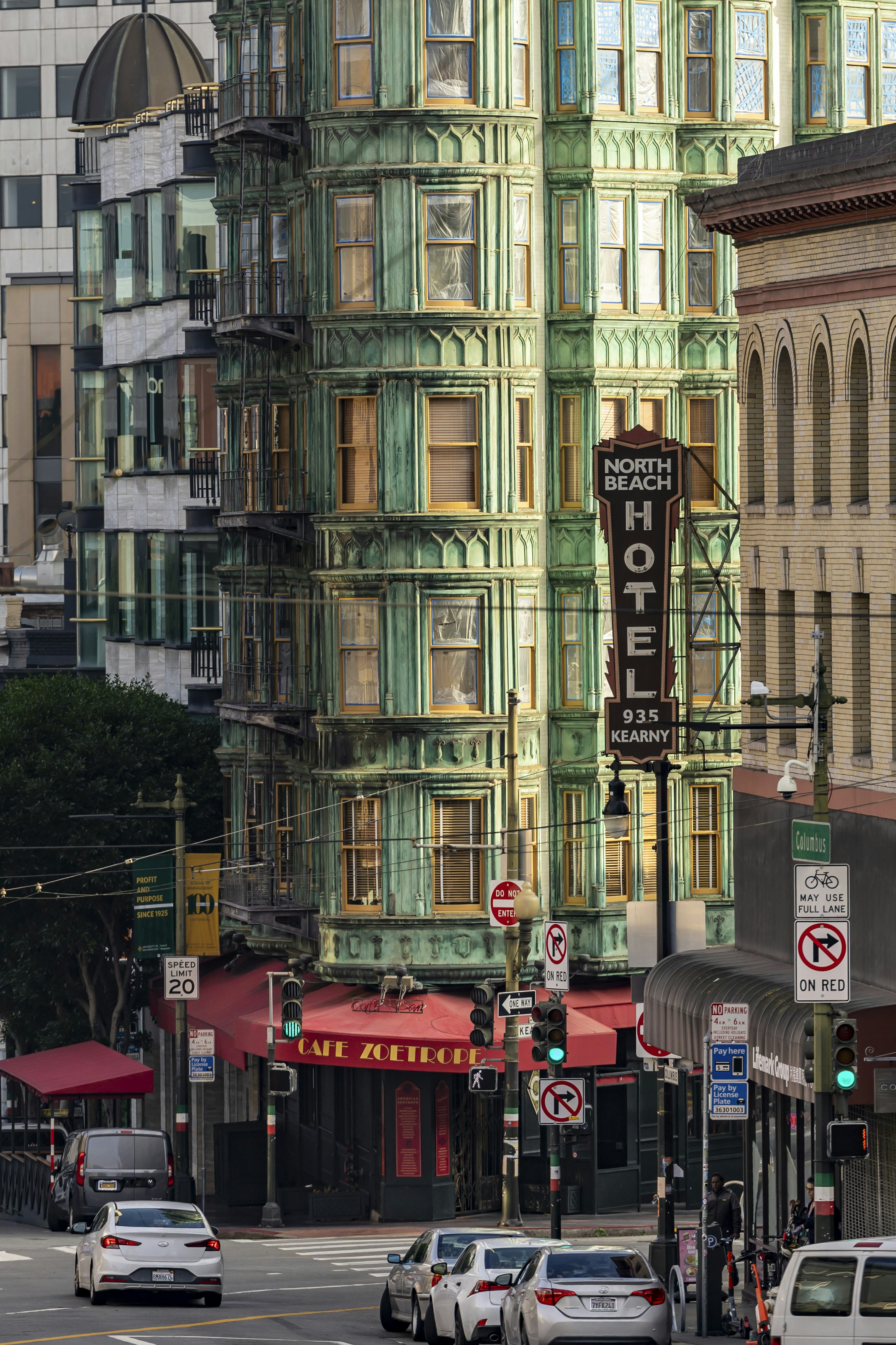 Photo by leo_visions_