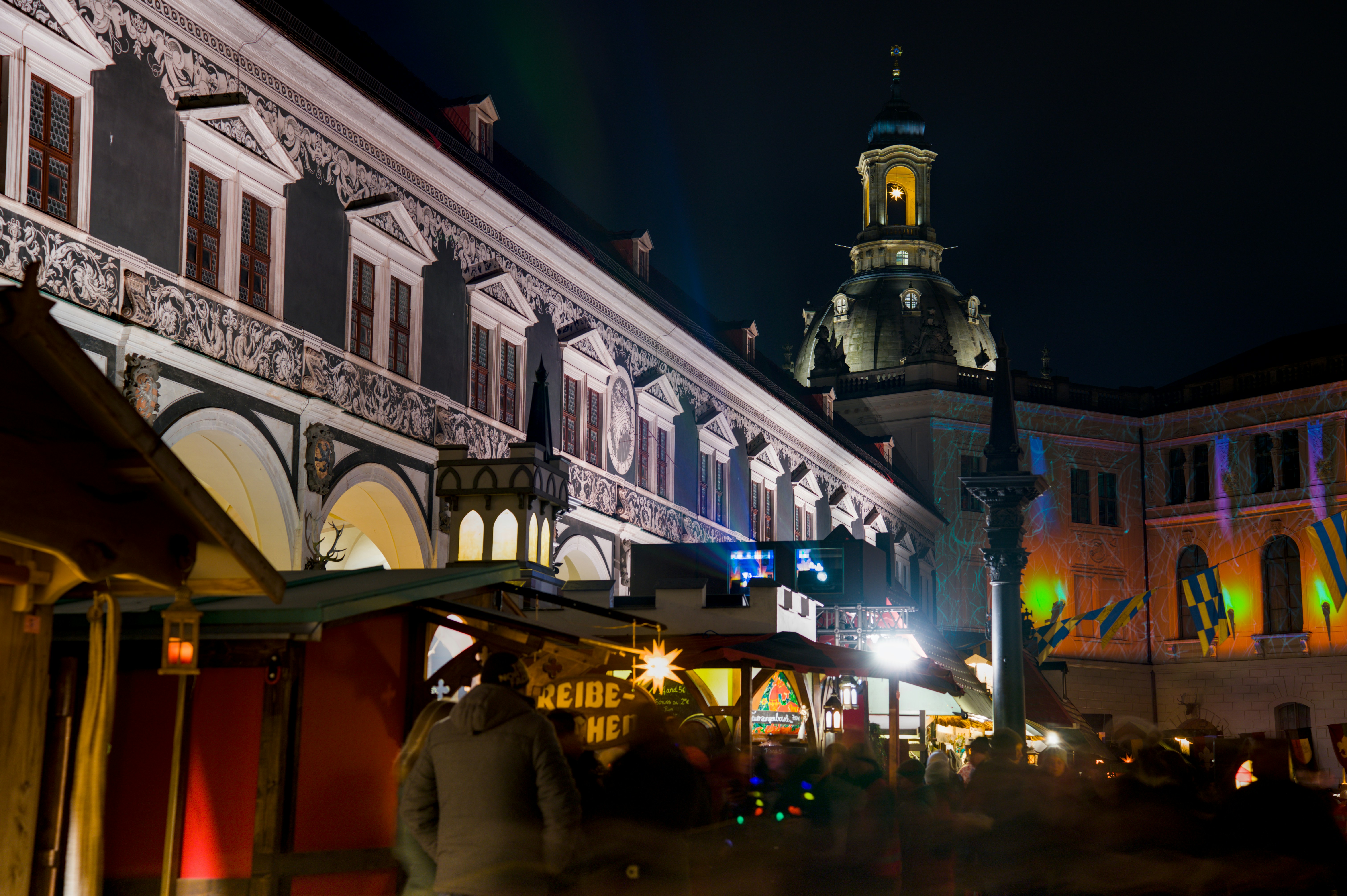 Photo by valentin_karisch