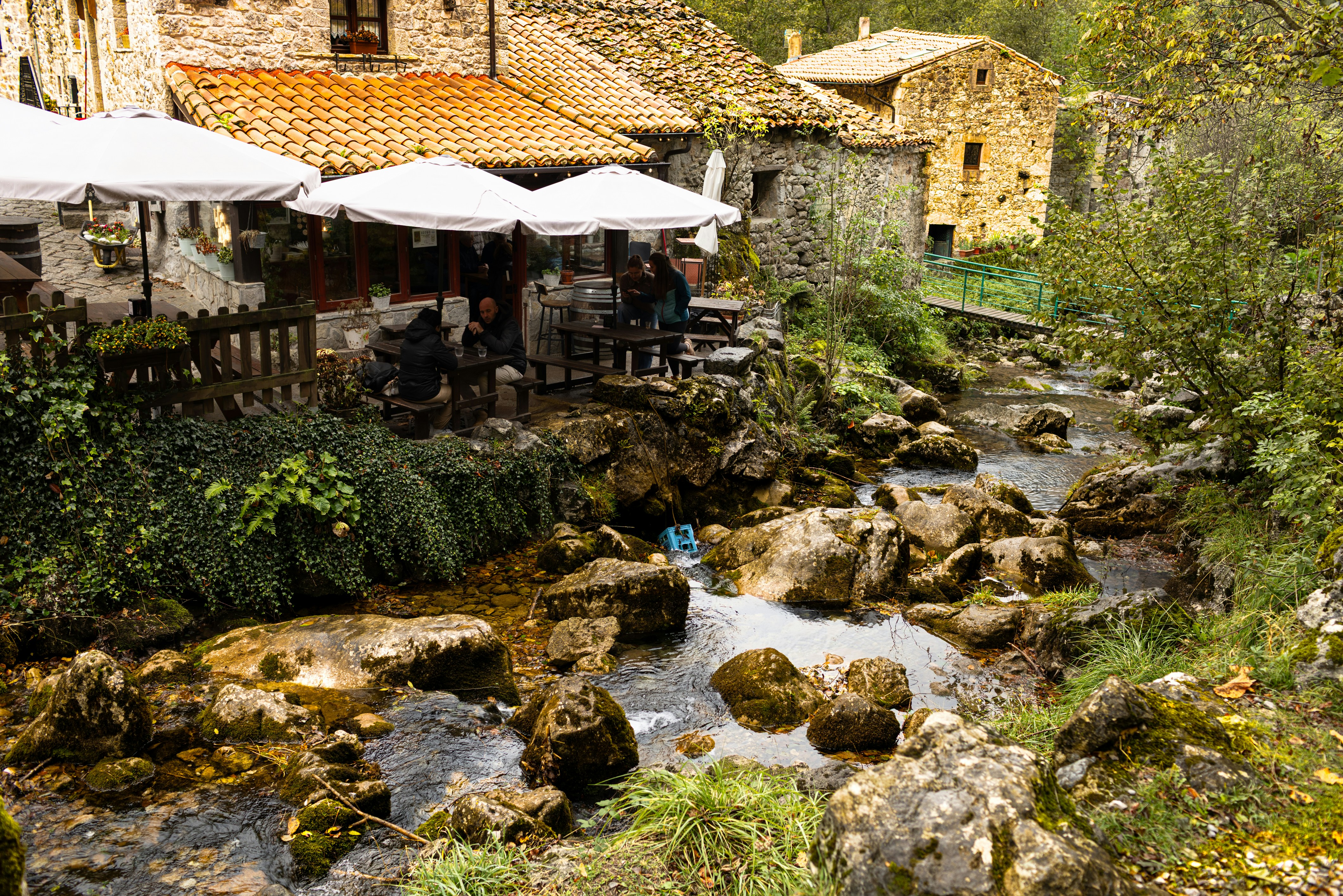 Spain travel expense calculator