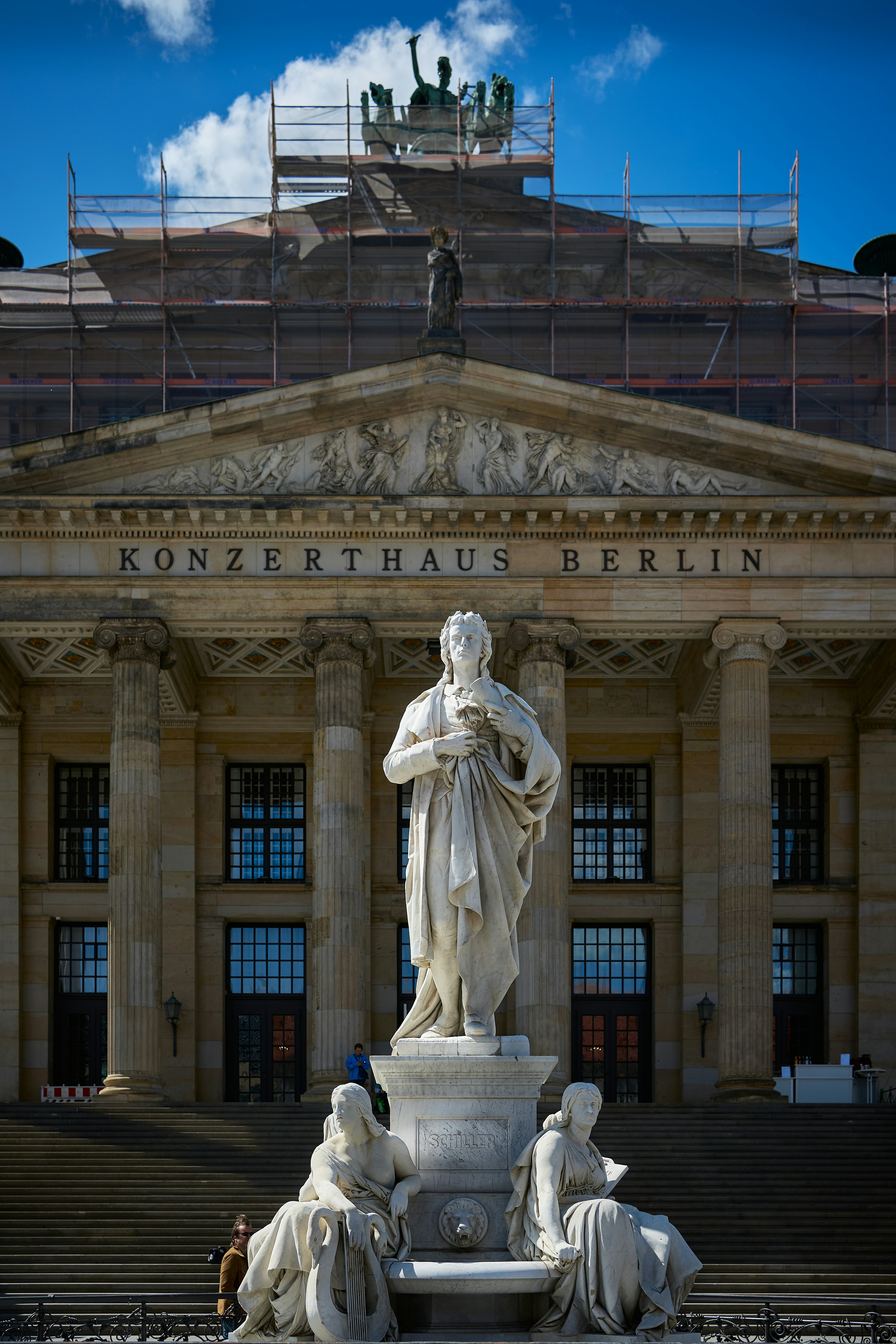 „Wenn ich hasse, so nehme ich mir etwas; wenn ich liebe, so werde ich um das reicher, was ich liebe."