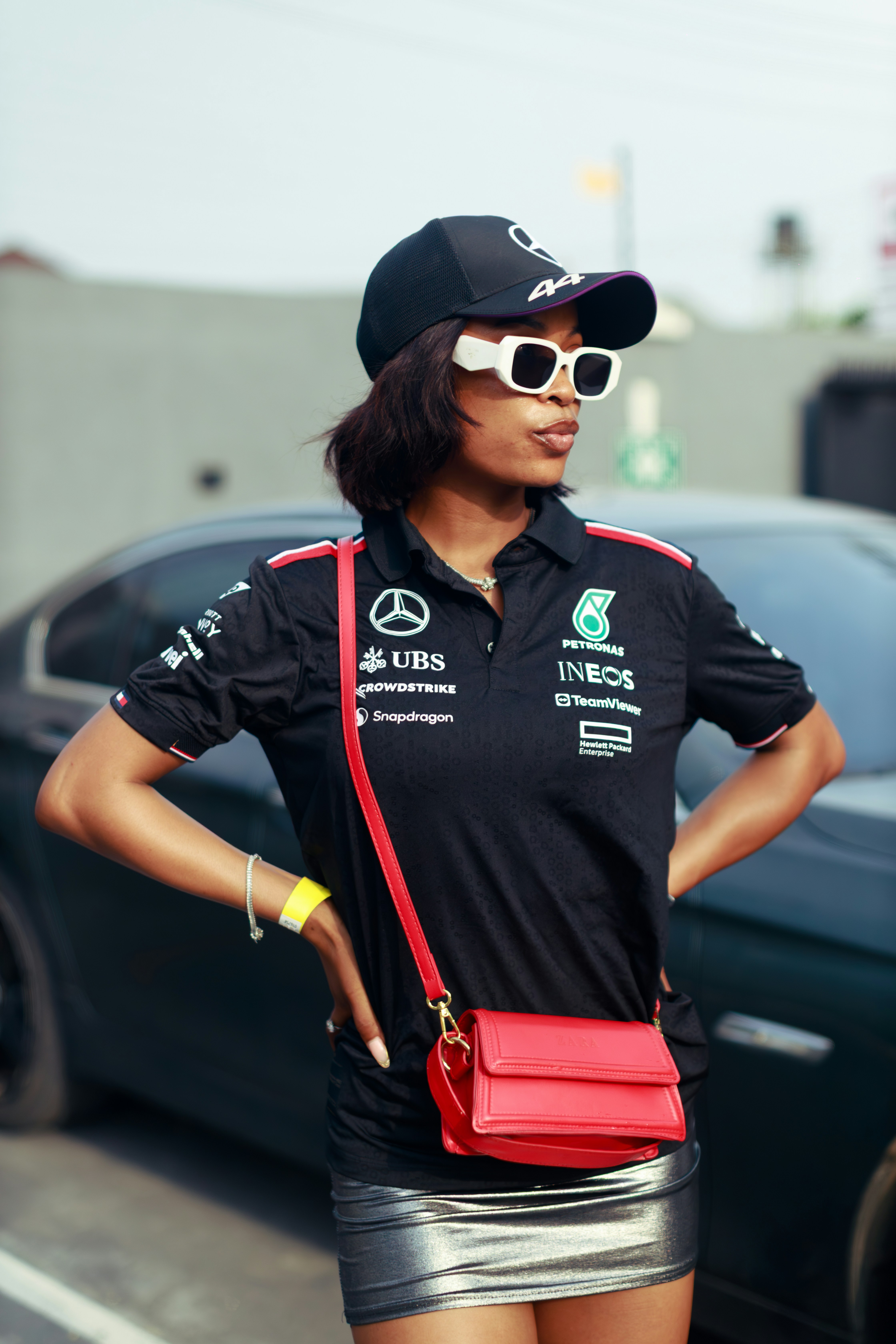 Away Support Essentials 2026: Reviewing Portable Power, Safety Kits and Pop‑Up Fan Setups