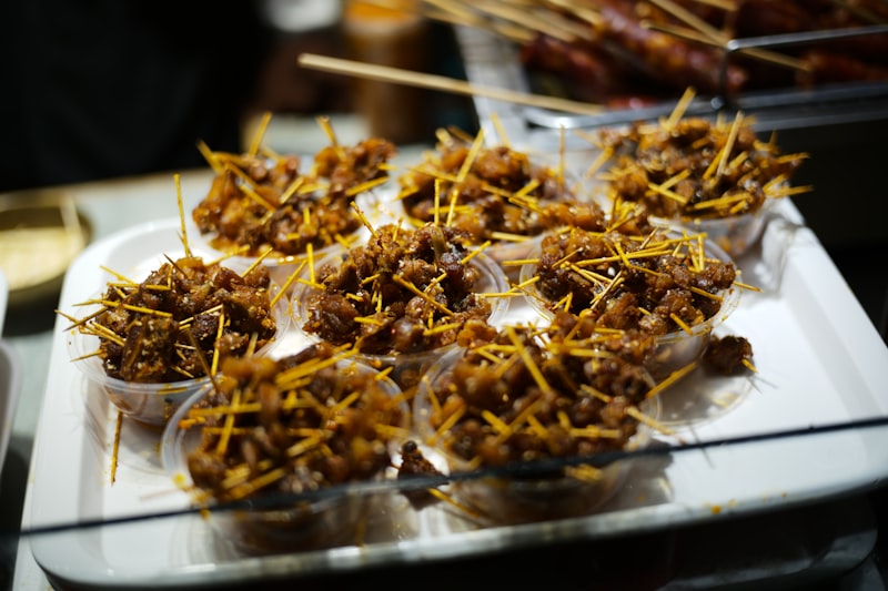 Kuanzhai alley traditional Sichuan snack three artillery