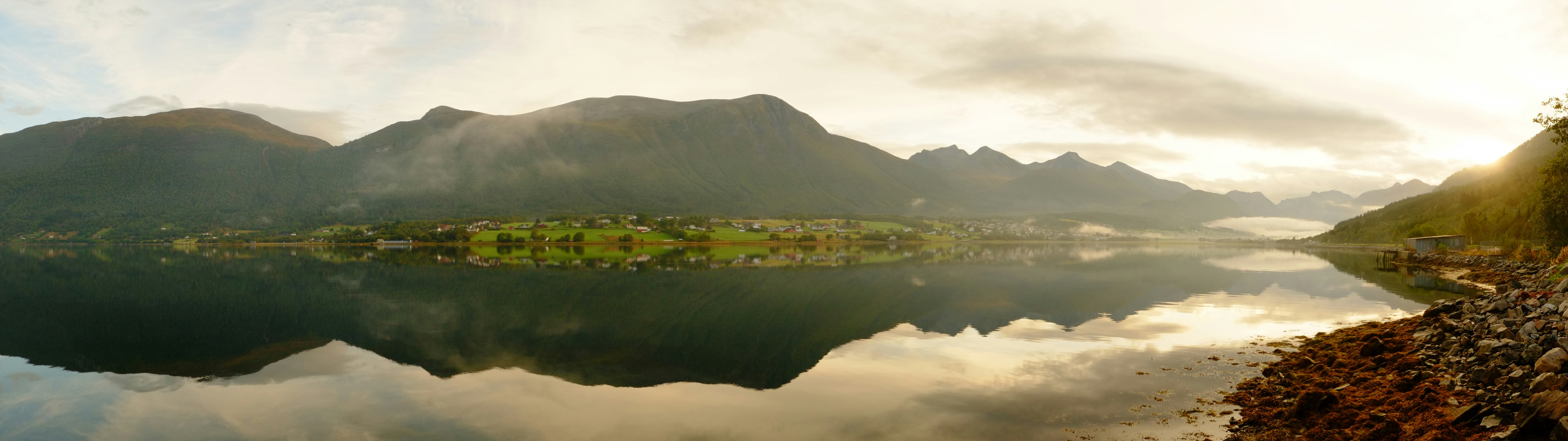 Photo by bernhardbar