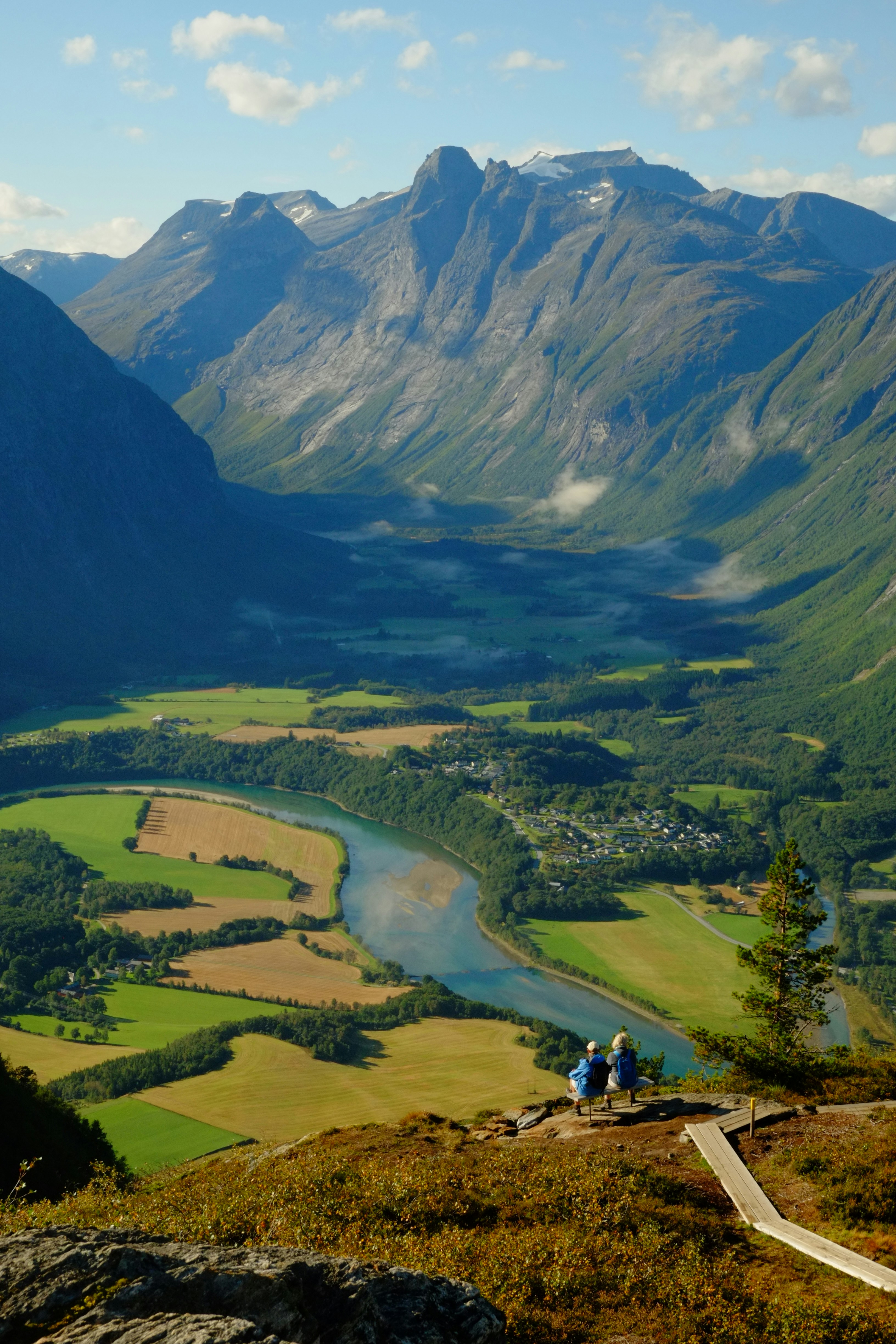 Photo by bernhardbar