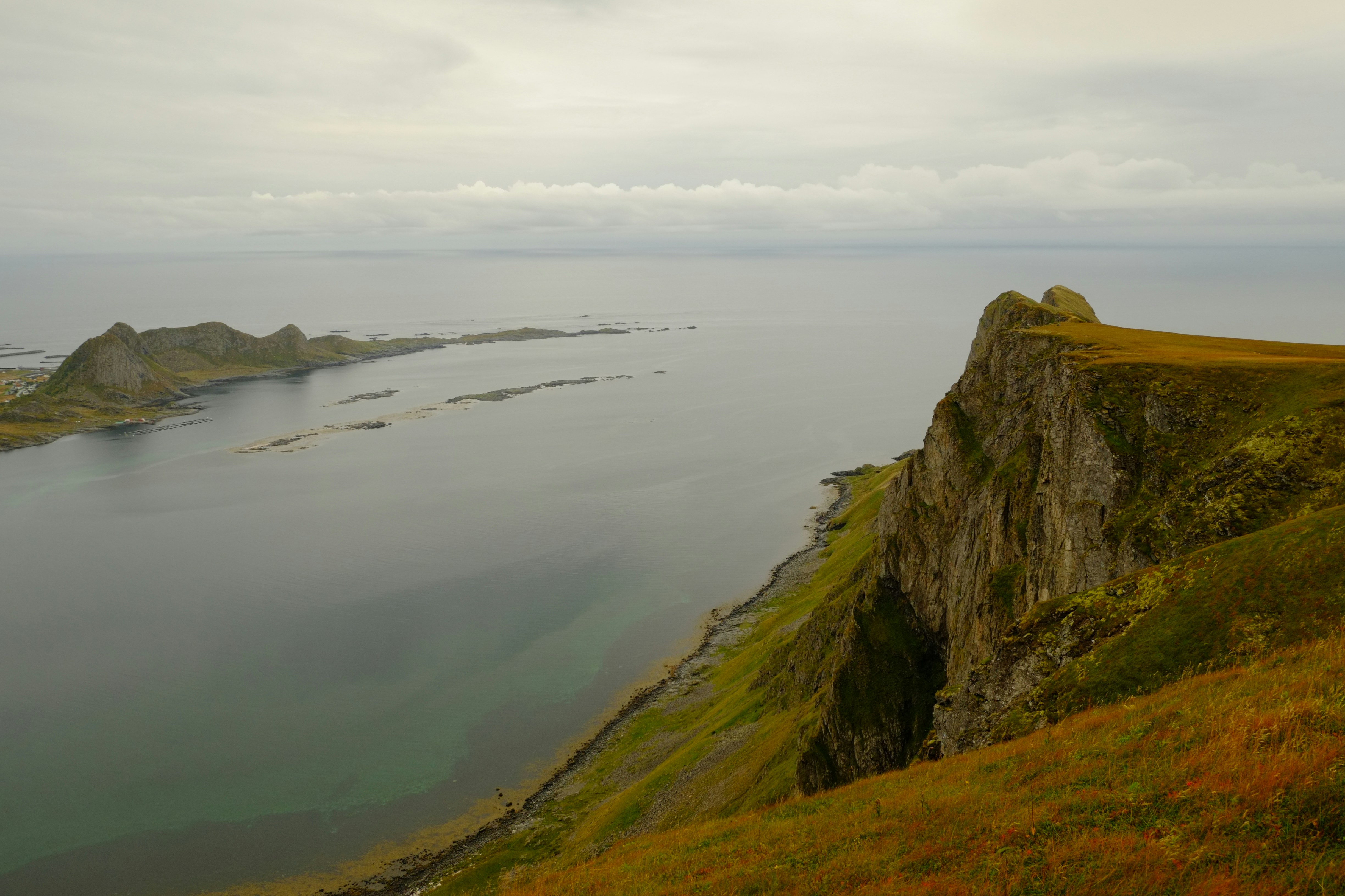 Photo by bernhardbar