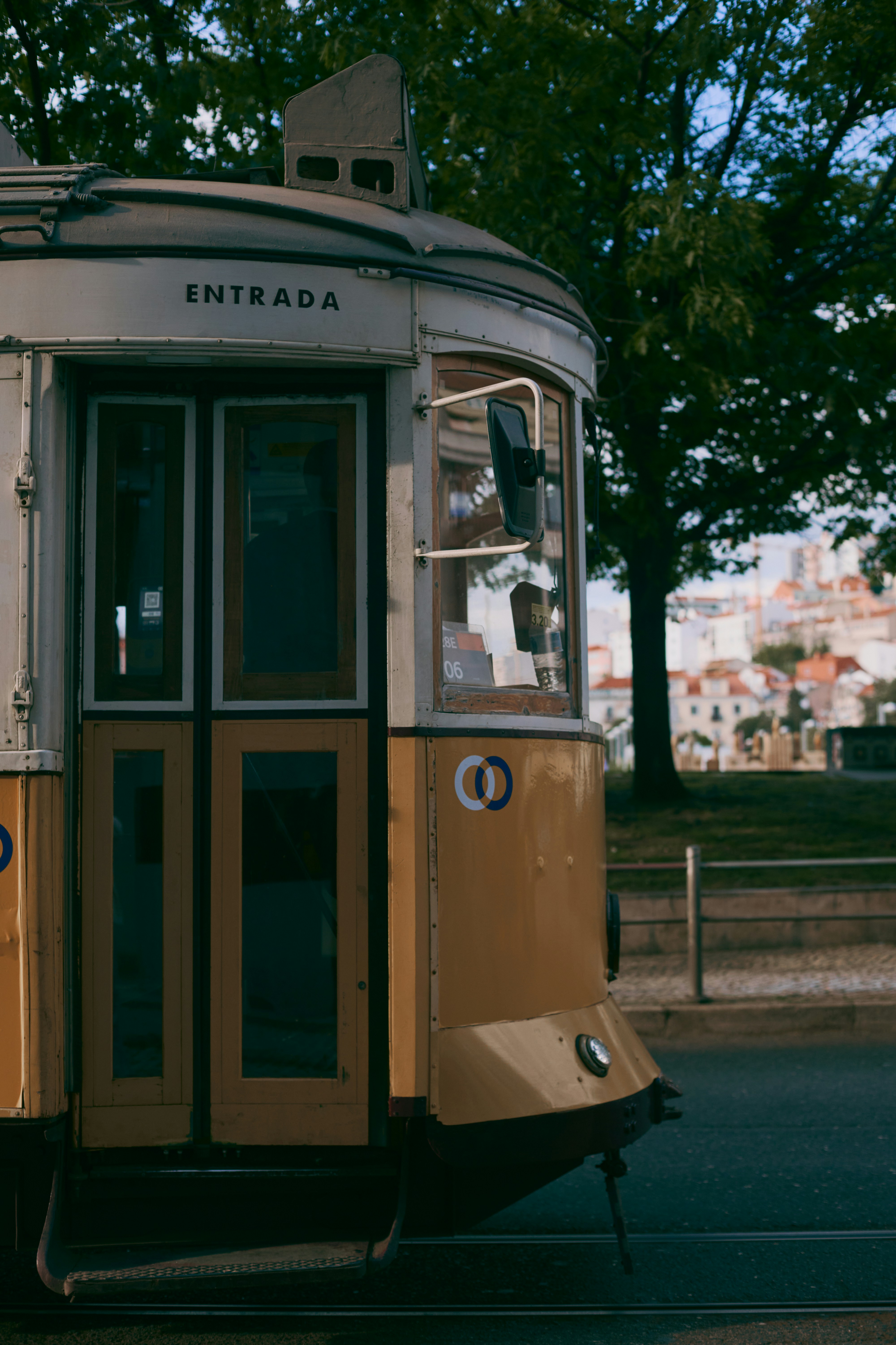 Photo by m1kedigital