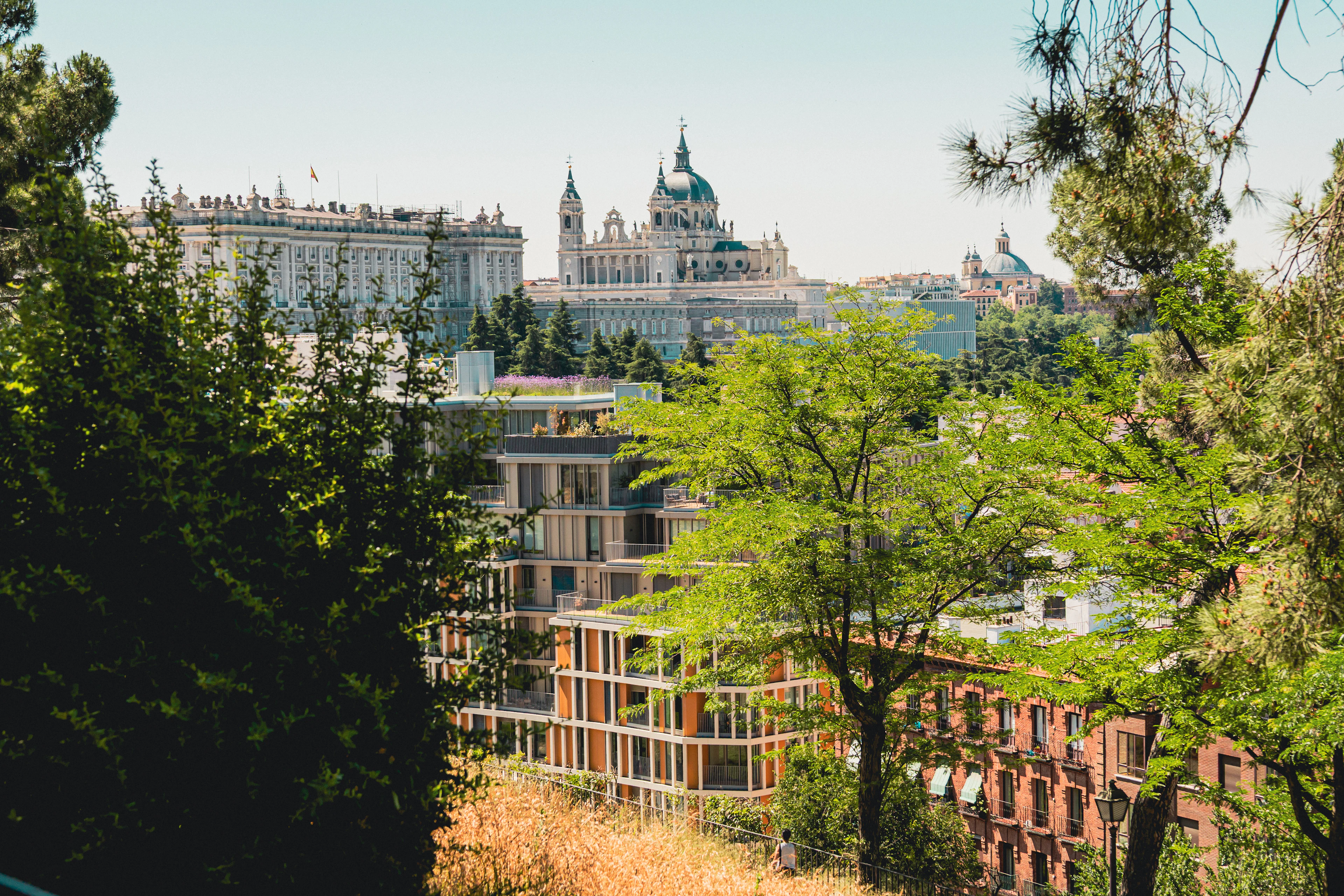 What to Pack for Bleisure Travel
