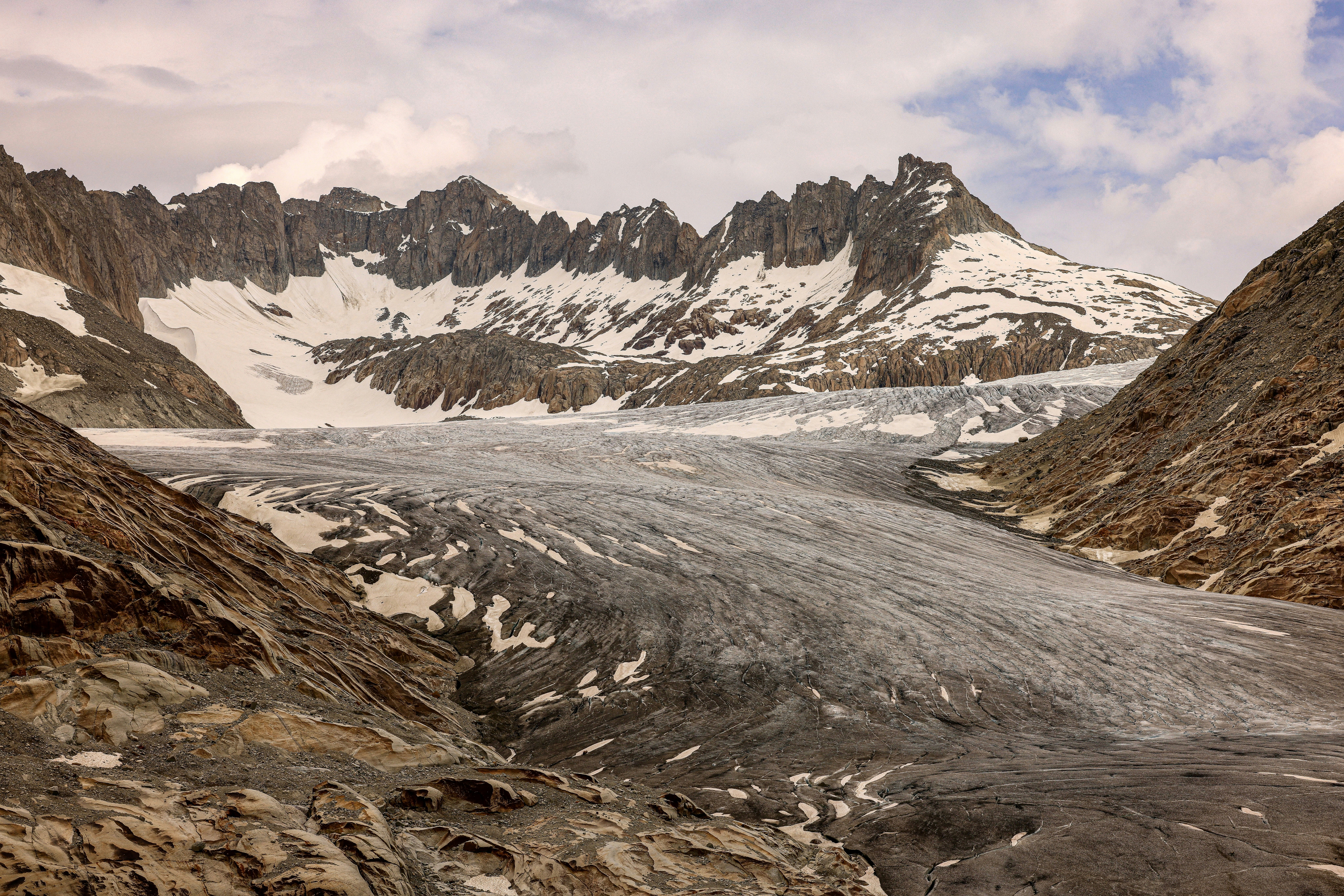 Photo by maximilian_brand