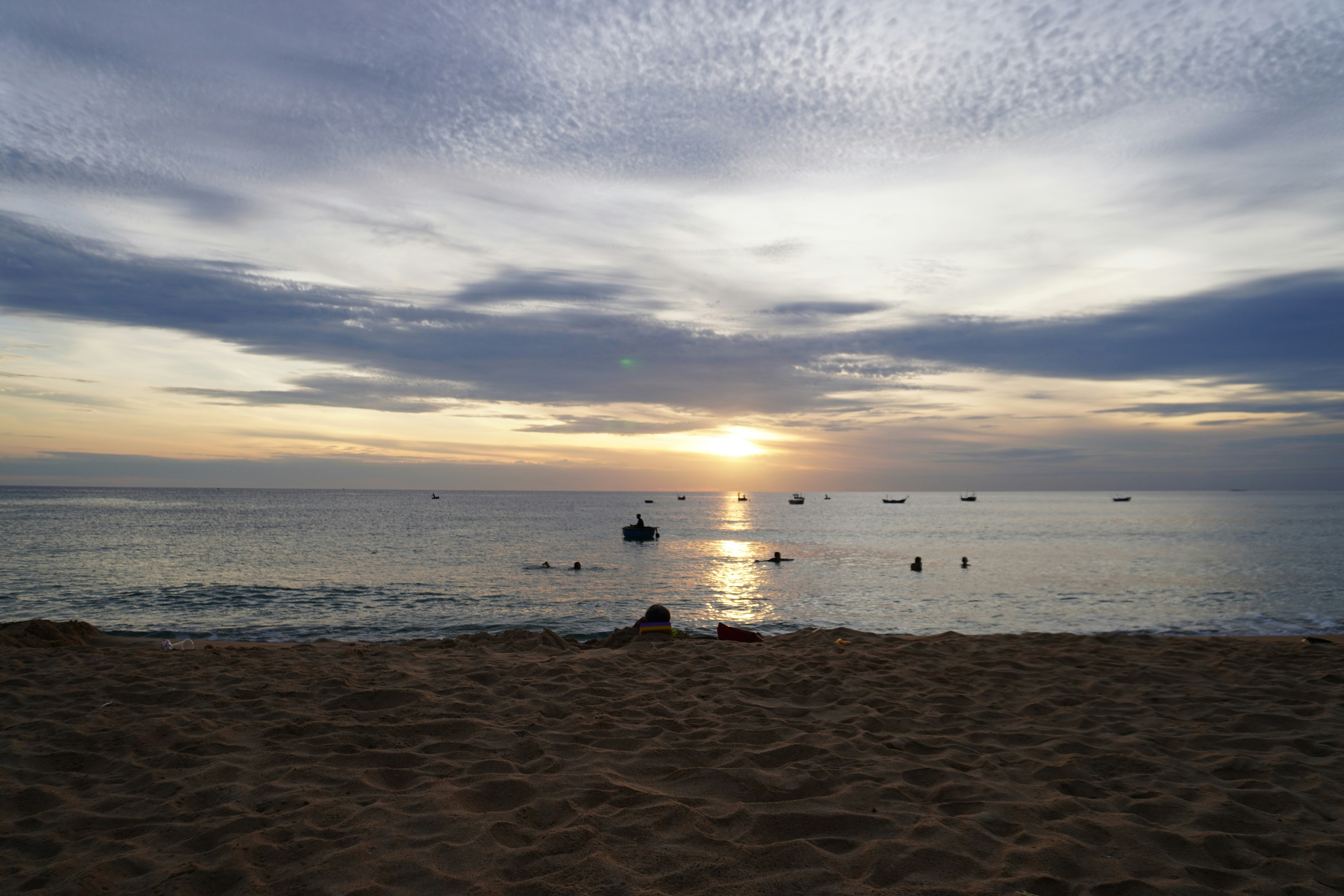 Photo by helloleotech