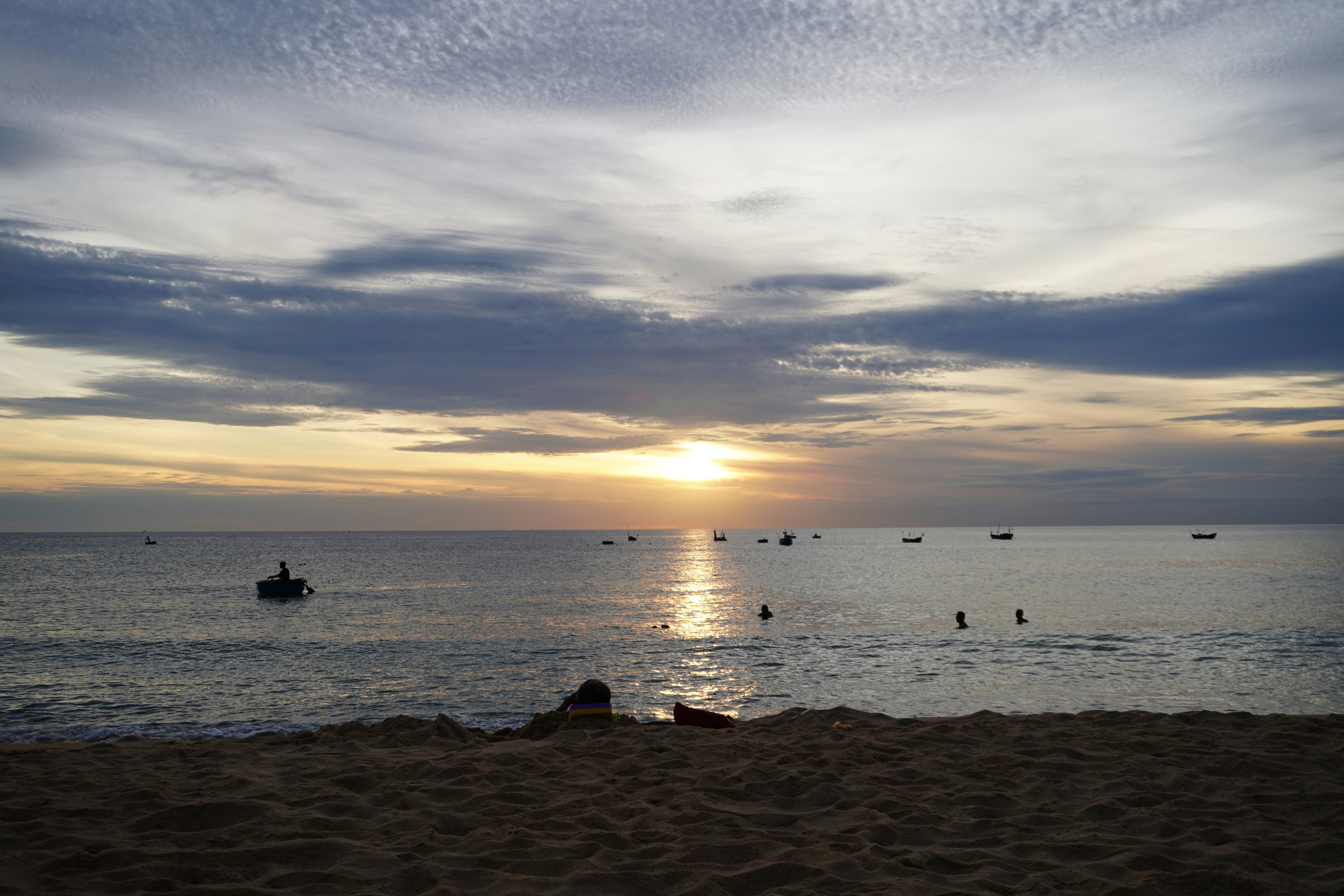 Photo by helloleotech