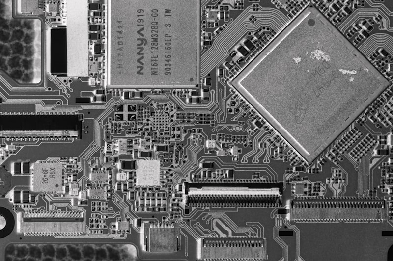 Detail komplikované elektronické desky