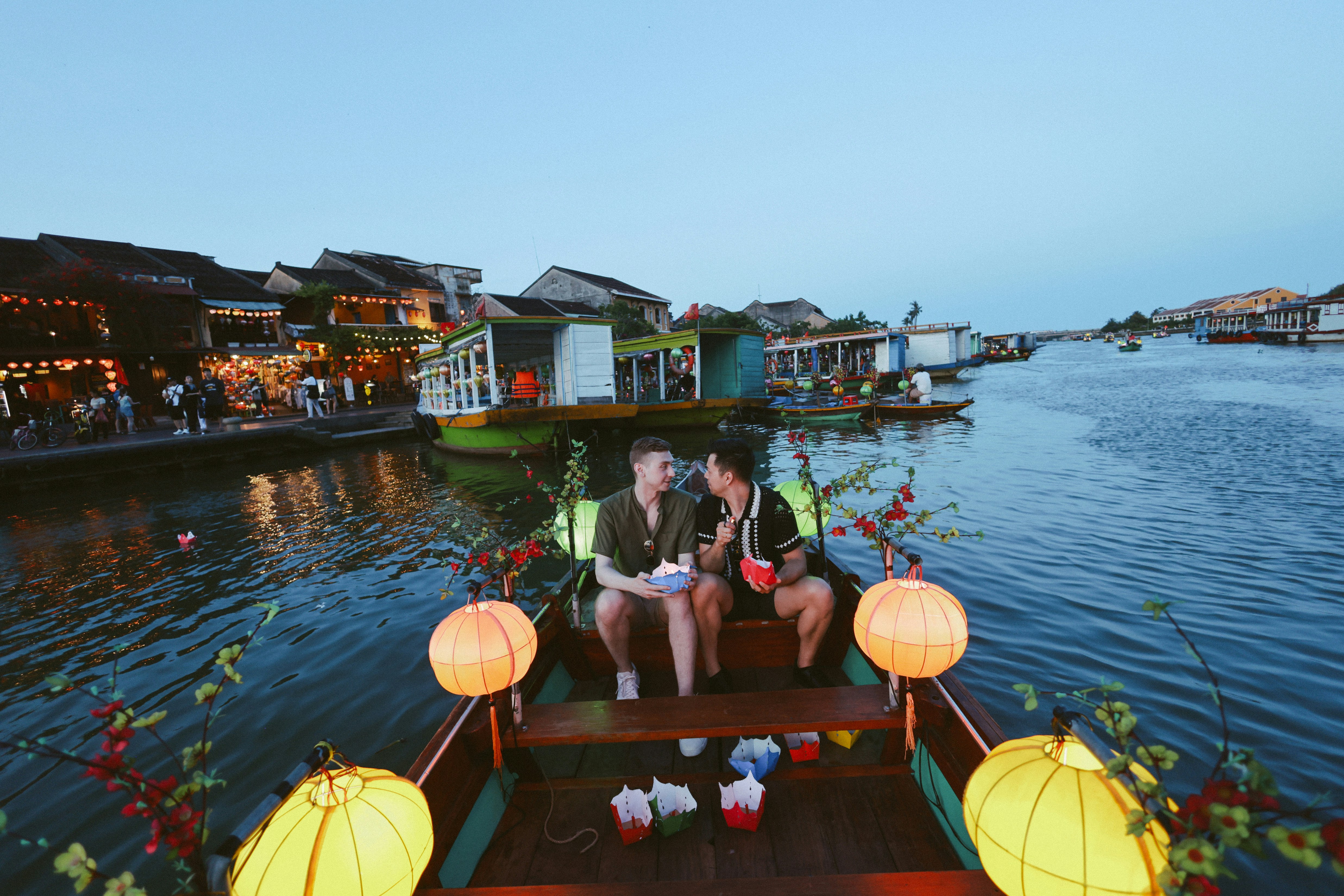 Stay online in the Asia with a prepaid eSIM from eSIMlii. Instant activation, no roaming charges, and reliable coverage.