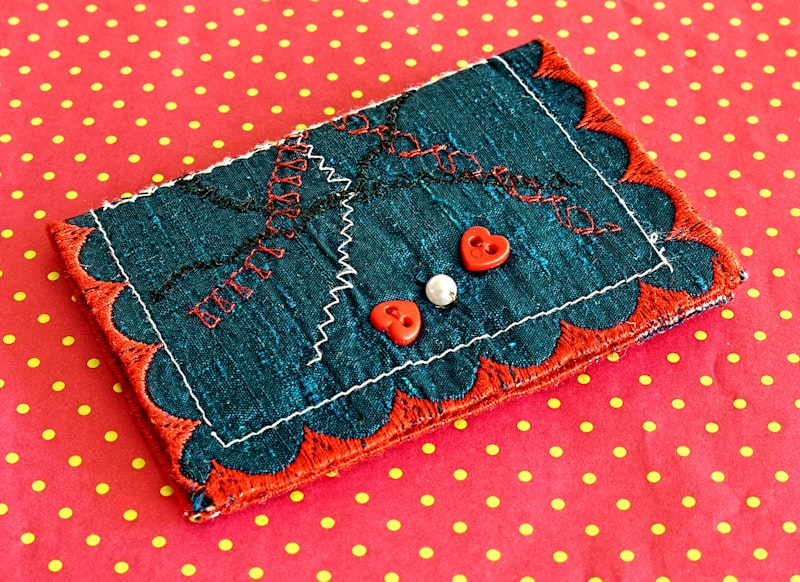 Túi Đựng Mỹ Phẩm Pouch