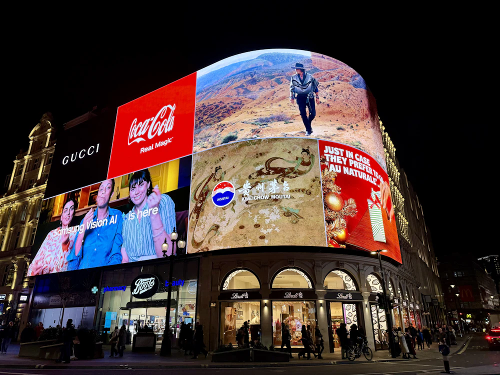 Outdoor LED Walls display installation