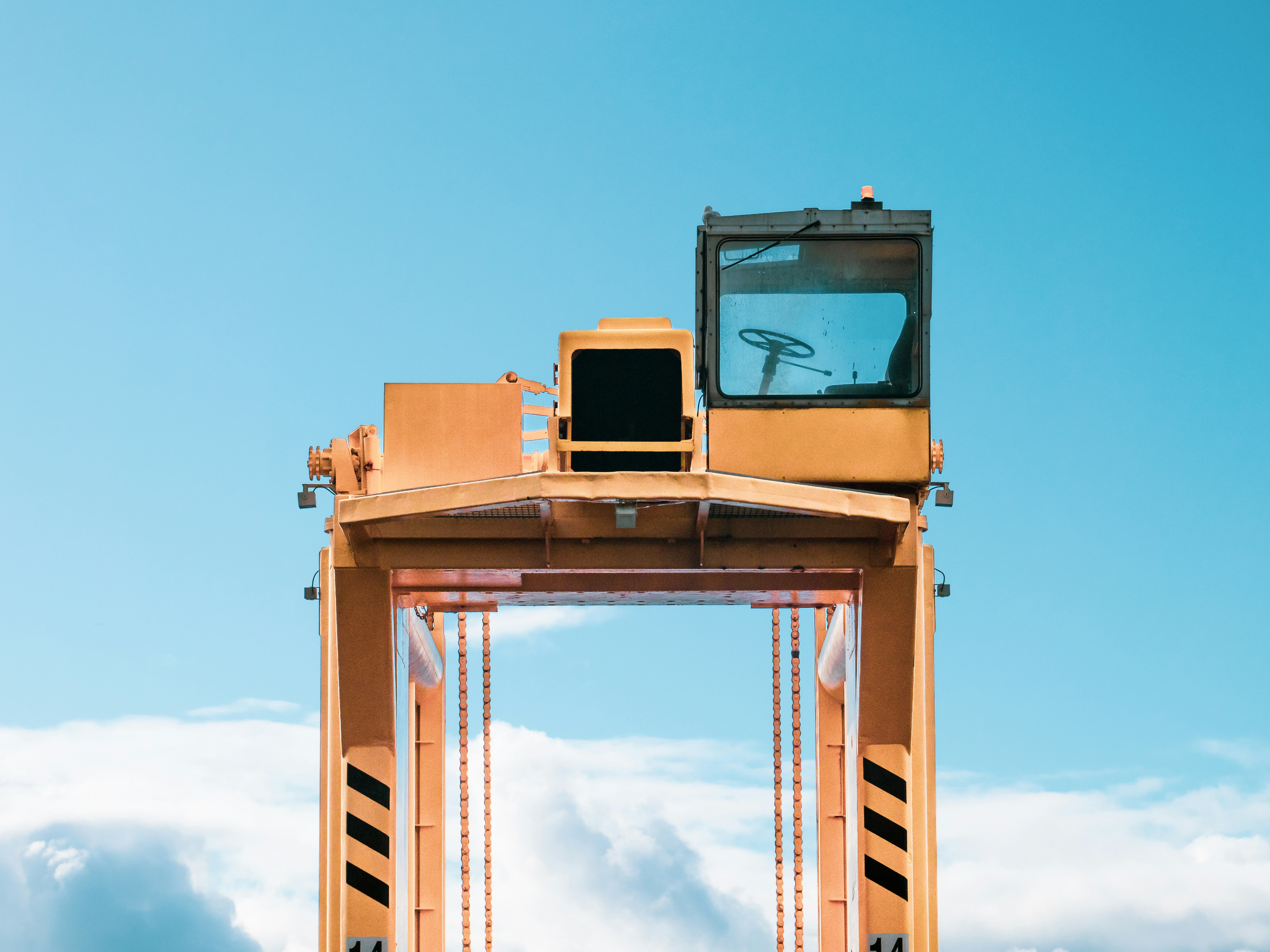 Truck Crane – 25 Ton