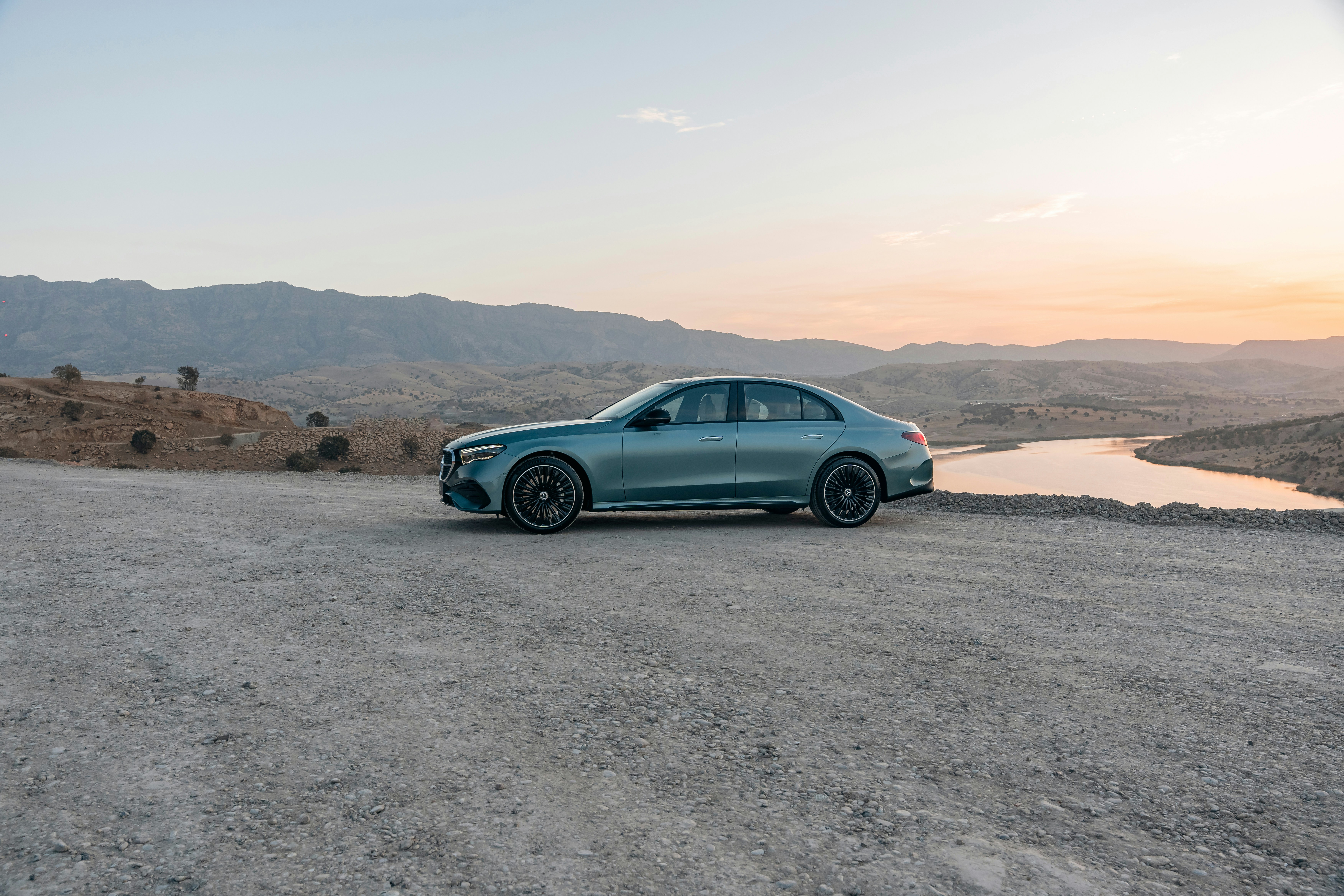 Photo by photographer_esmihel