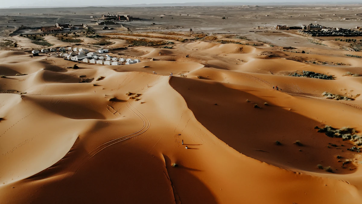 Un campamento entre las dunas de Merzouga
