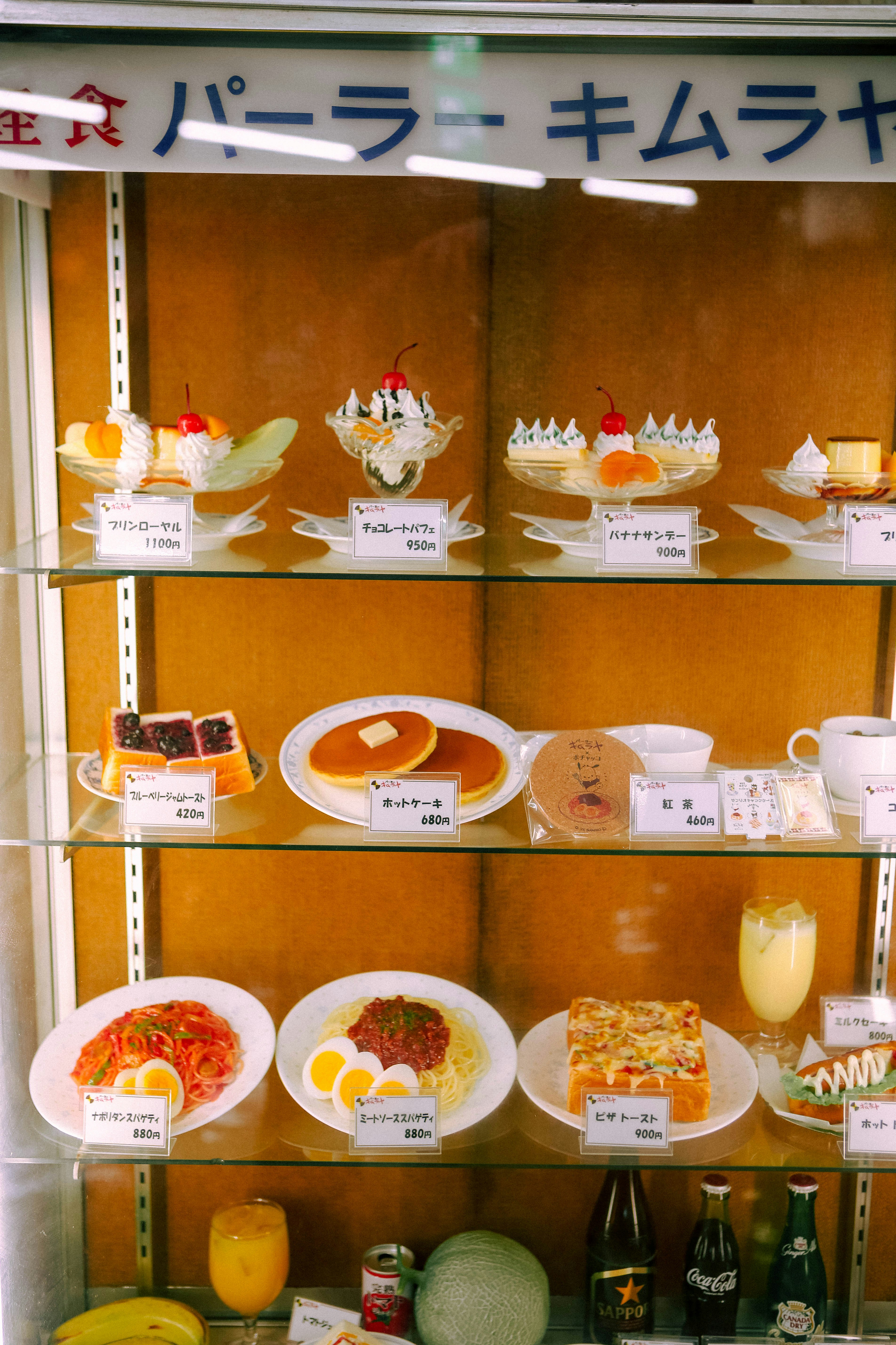 Elevate Your Pie: 50+ Irresistible Pizza Serving Ideas for Every Occasion