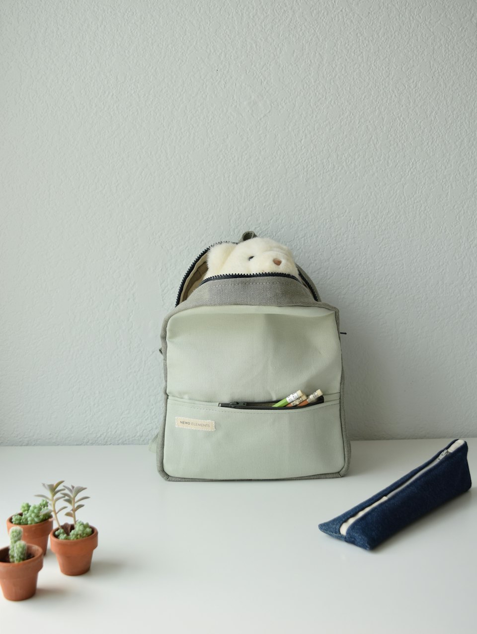 Every Scottish P1 Pupil to Get Free School Bag From 2027
