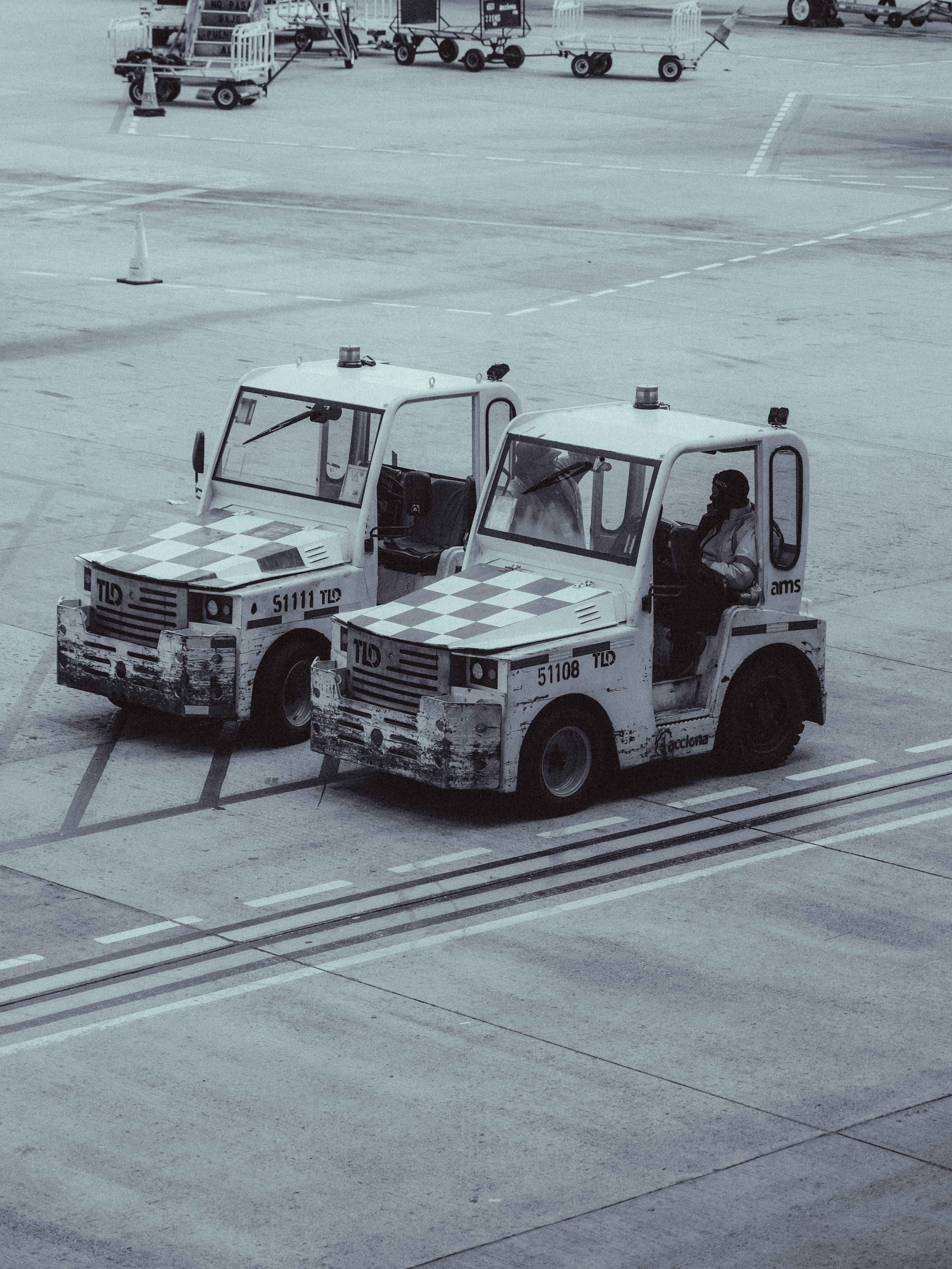 Fleet Resilience in 2026: Portable Power, On‑Route Diagnostics, and Crisis Readiness for Transporters